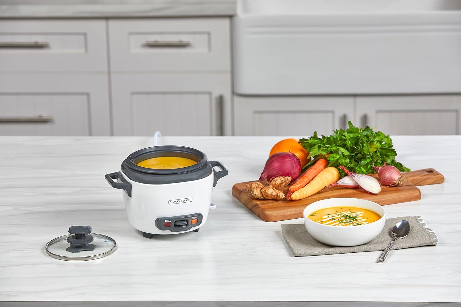 BLACK+DECKER BLACK+DECKER, Rice Cooker, Uncooked Rice, Steaming Basket, Removable Non-Stick Bowl, One Touch