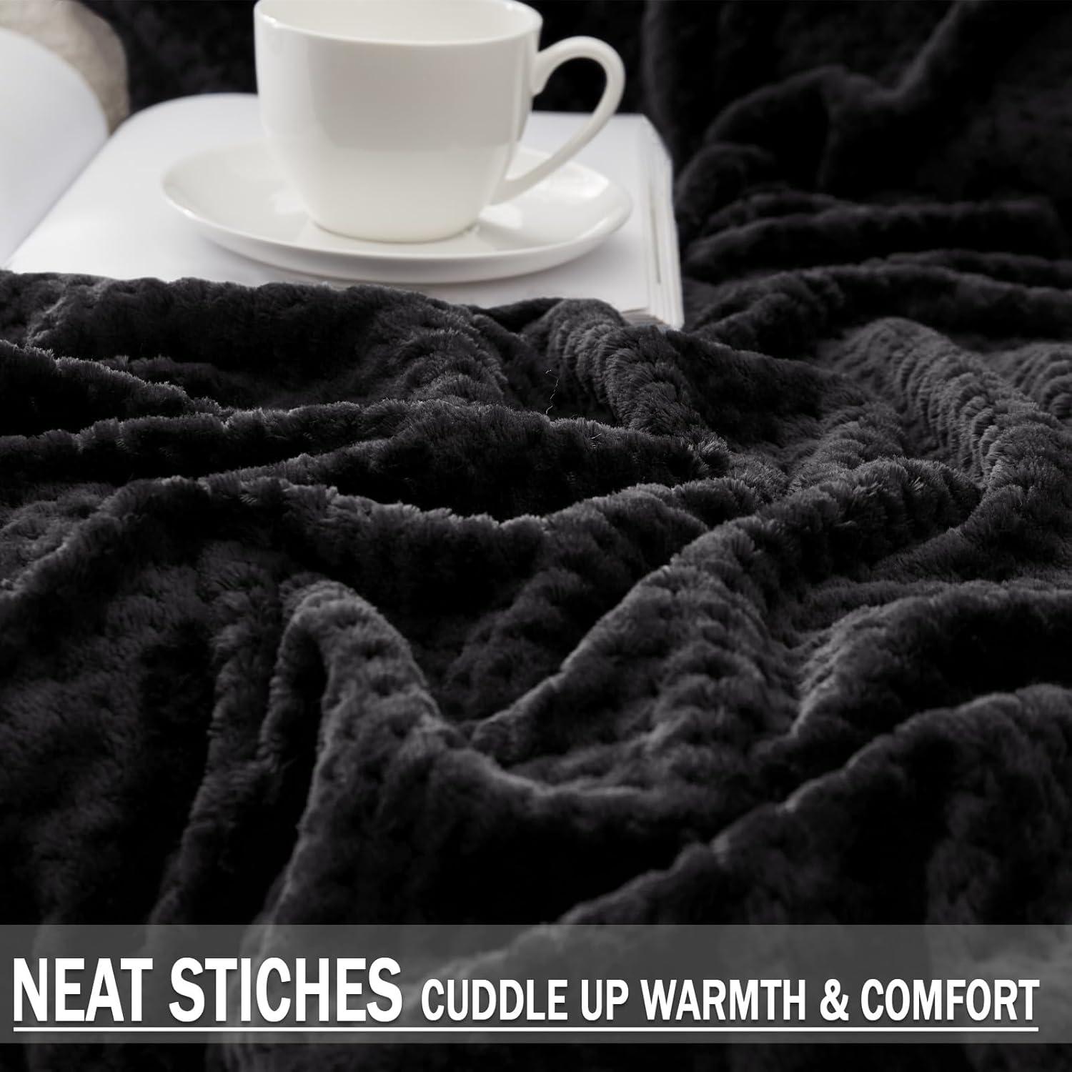Exclusivo Mezcla Waffle Textured Extra Large Fleece Blanket, Super Soft and Warm Throw Blanket for Couch, Sofa and Bed (Black, 50"x70")-Cozy, Fuzzy and Lightweight