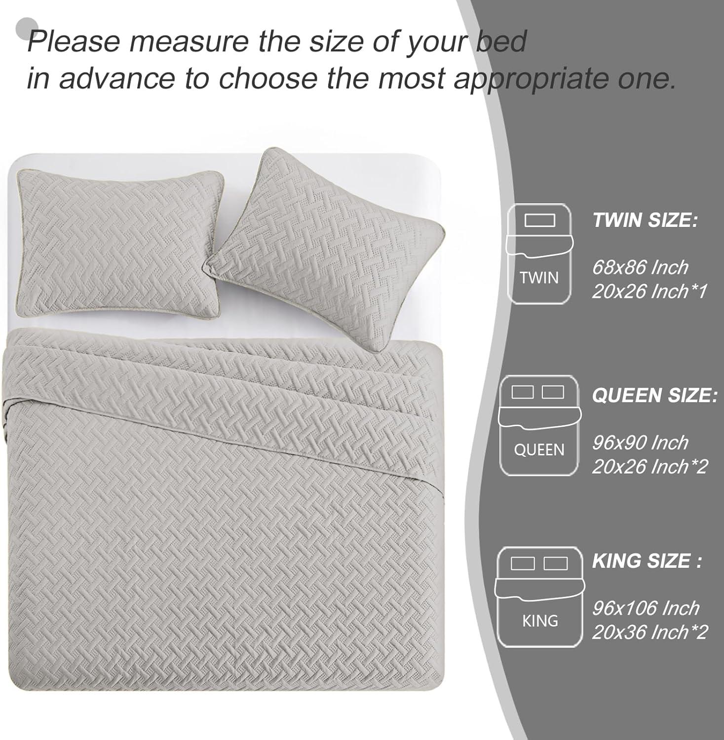 Exclusivo Mezcla Queen Quilt Bedding Set, Lightweight Soft Light Grey Queen Bedspreads Coverlets with Geometric Stitched Pattern
