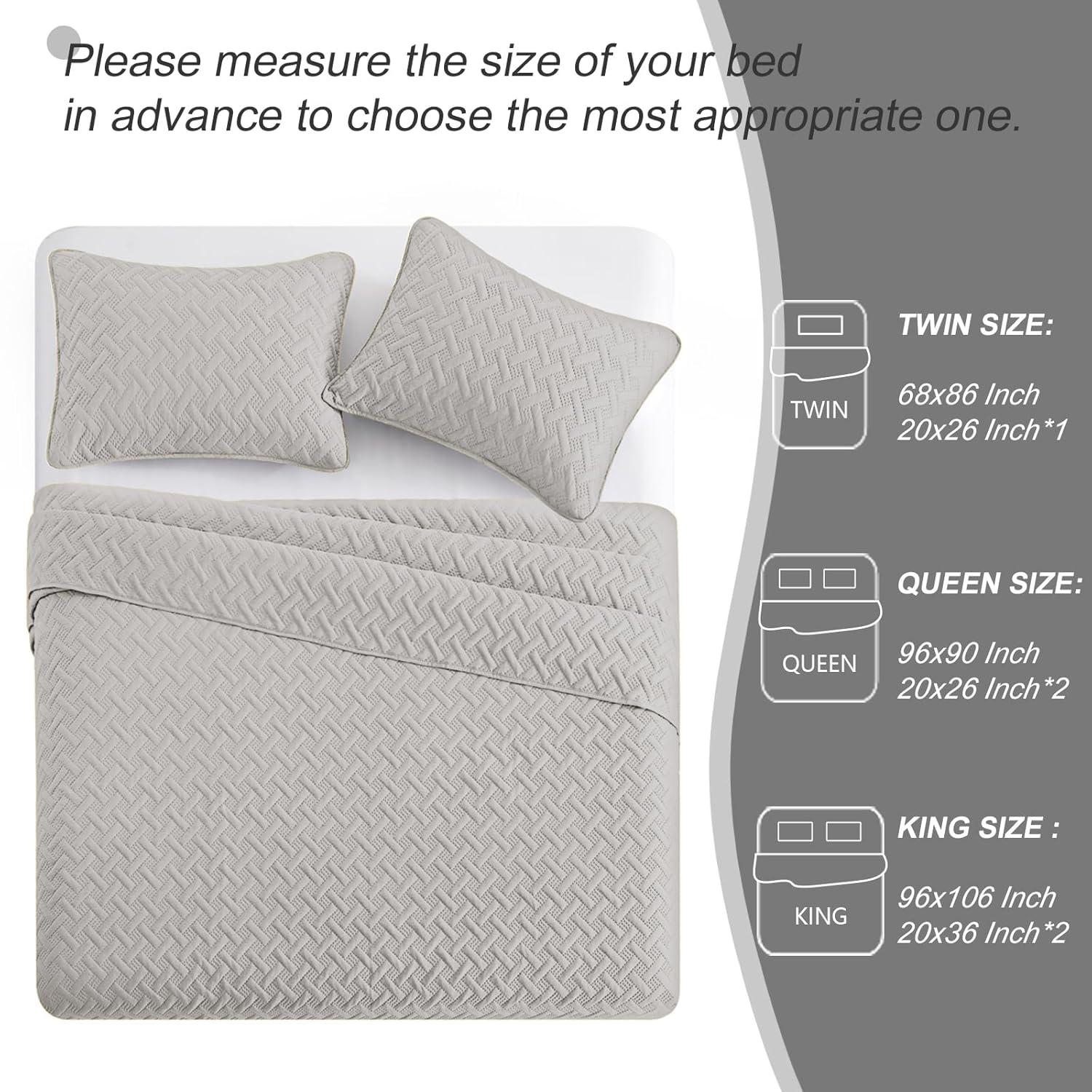 Exclusivo Mezcla Queen Quilt Bedding Set, Lightweight Soft Light Grey Queen Bedspreads Coverlets with Geometric Stitched Pattern