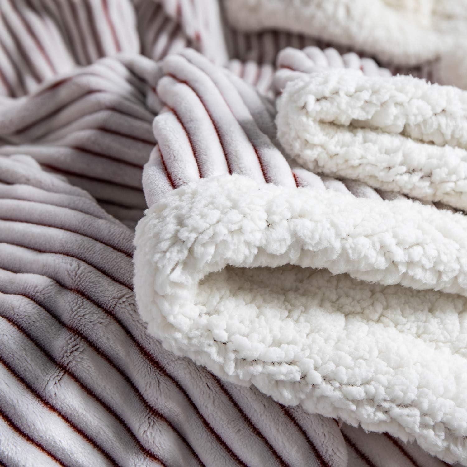 DISSA Sherpa Fleece Blanket Soft Grey and White Throw Blanket Cozy Plush Blankets for Couch Sofa Bed,51"x63"