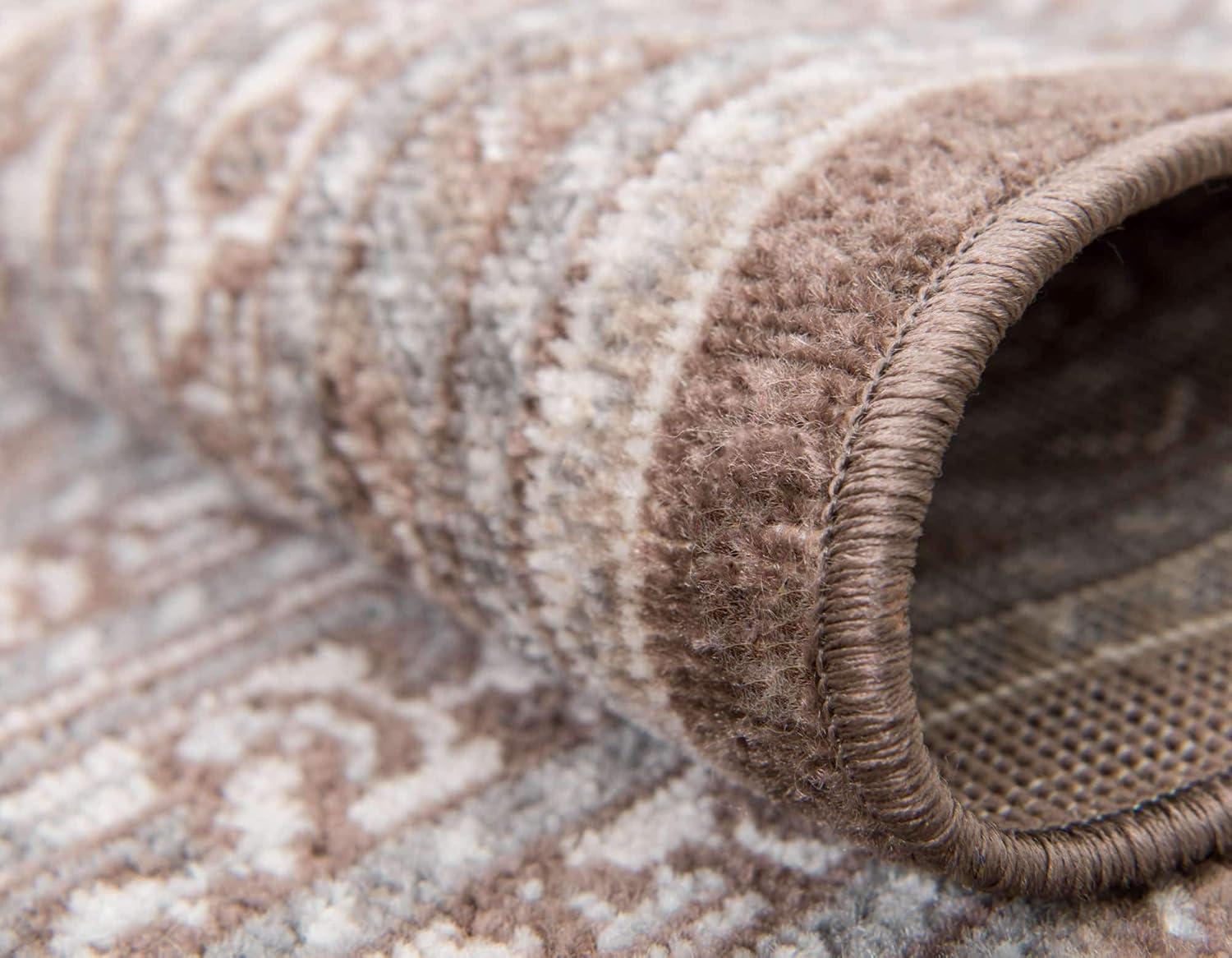 Williamsburg Allover Brown 4' 0 x 6' 0 Area Rug