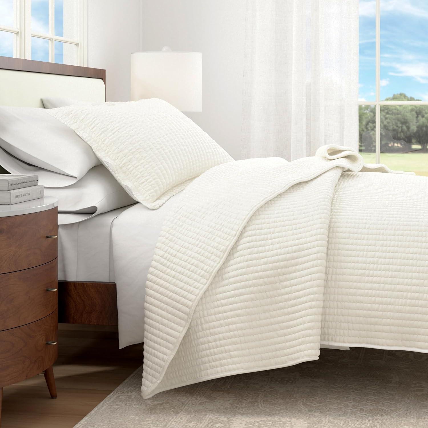 FreshFolds Modern & Contemporary Stripe Stitched Quilt Set with Shams