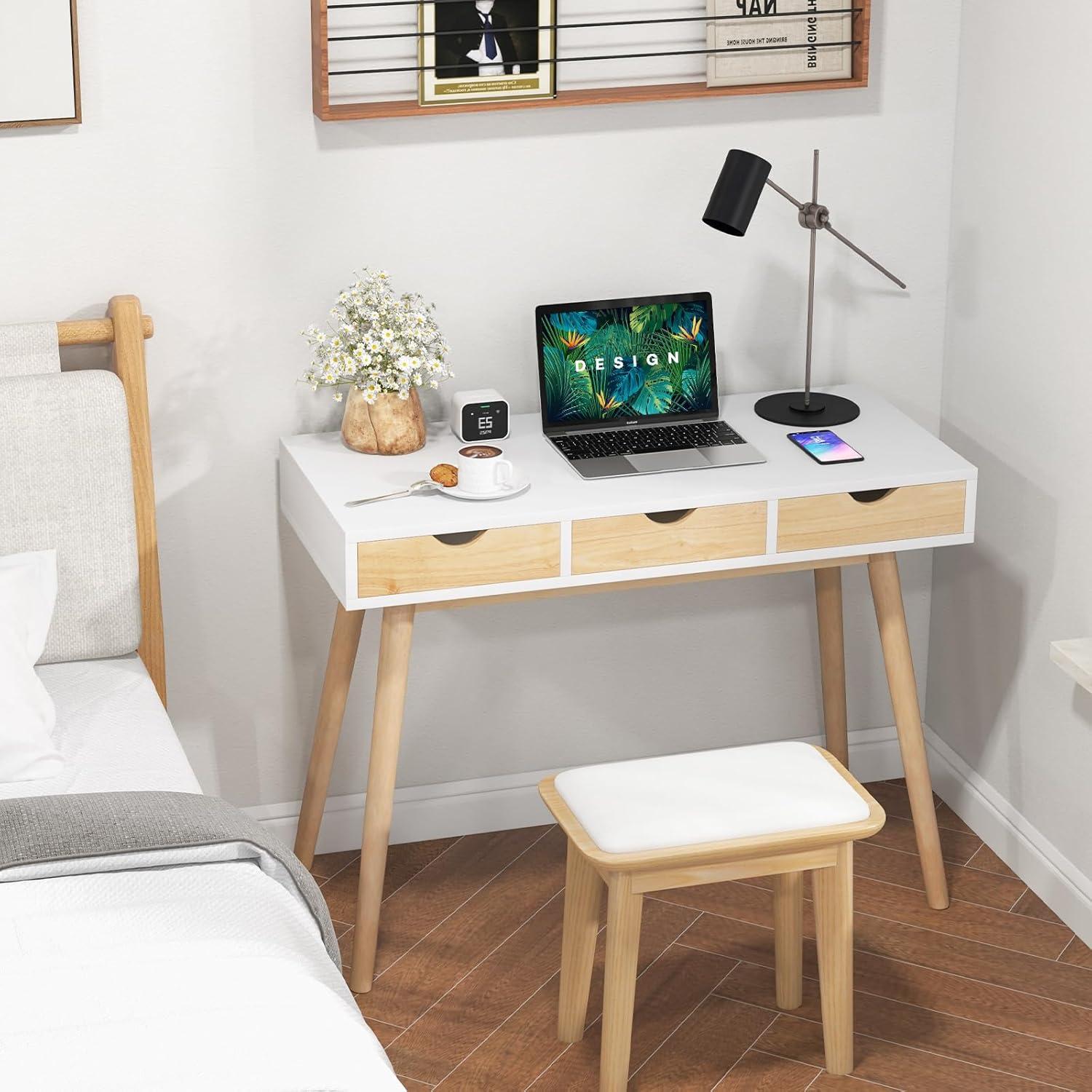 Canddidliike Computer Desk with 3 Drawers and Solid Rubber Wood Legs for Home Office, Gaming Desk, Gaming Computer Desks for Study,Working,Writing