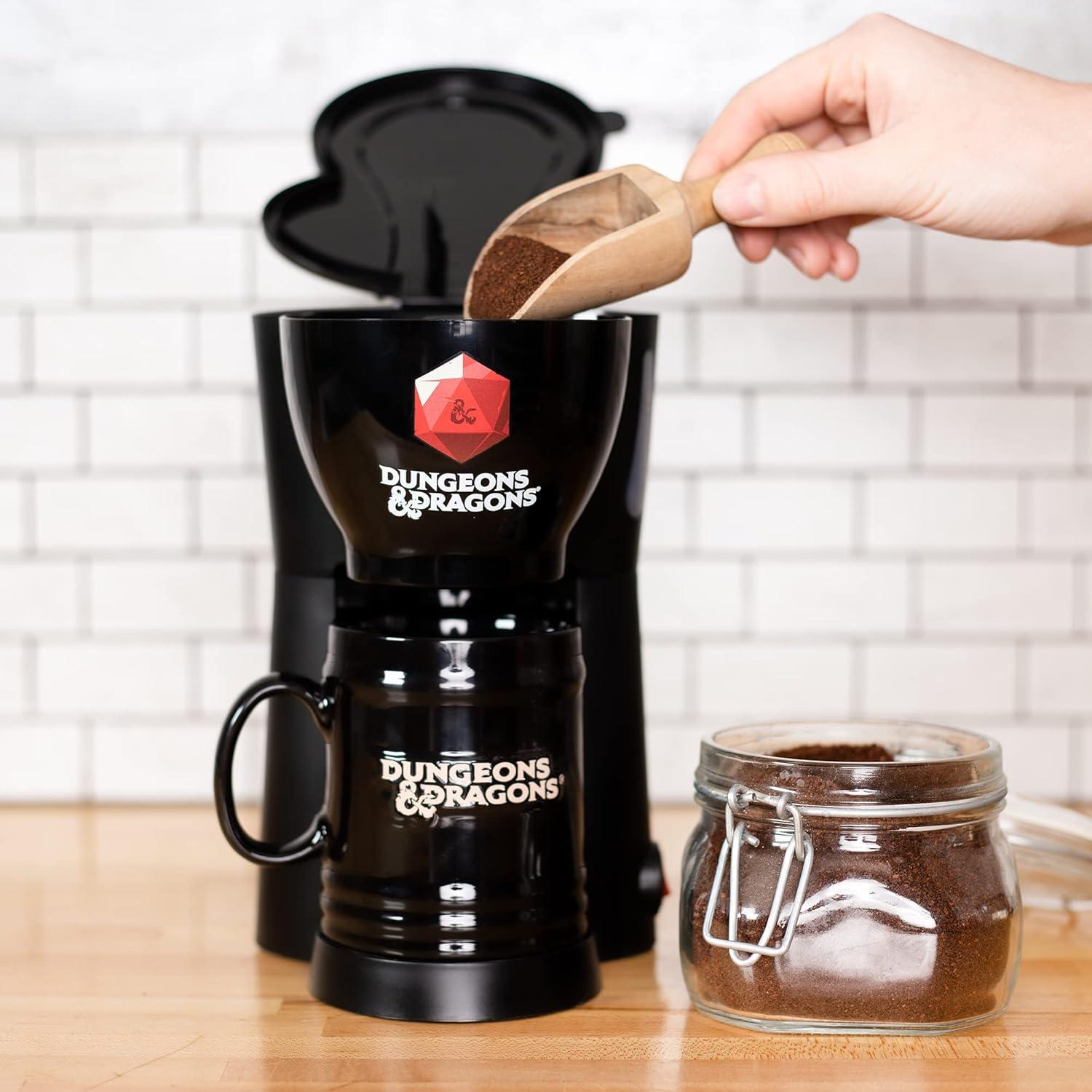 Uncanny Brands Marvel Spider-Man Coffee Maker Set