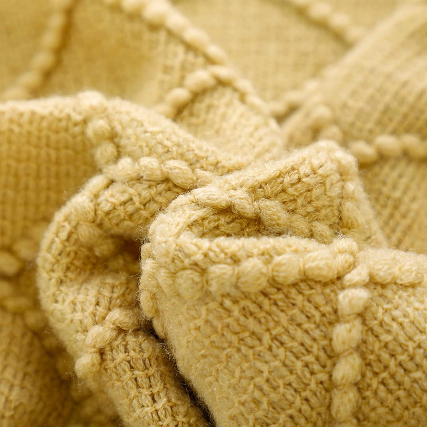 Pavilia Throw Blanket