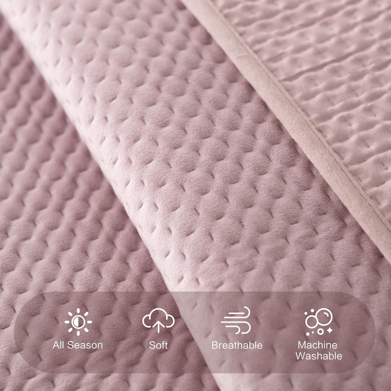 Kasentex  All Season Plush Poly Velvet Lavish Design Quilt Set Soft and Warm Machine Washable Coverlet Rose Queen