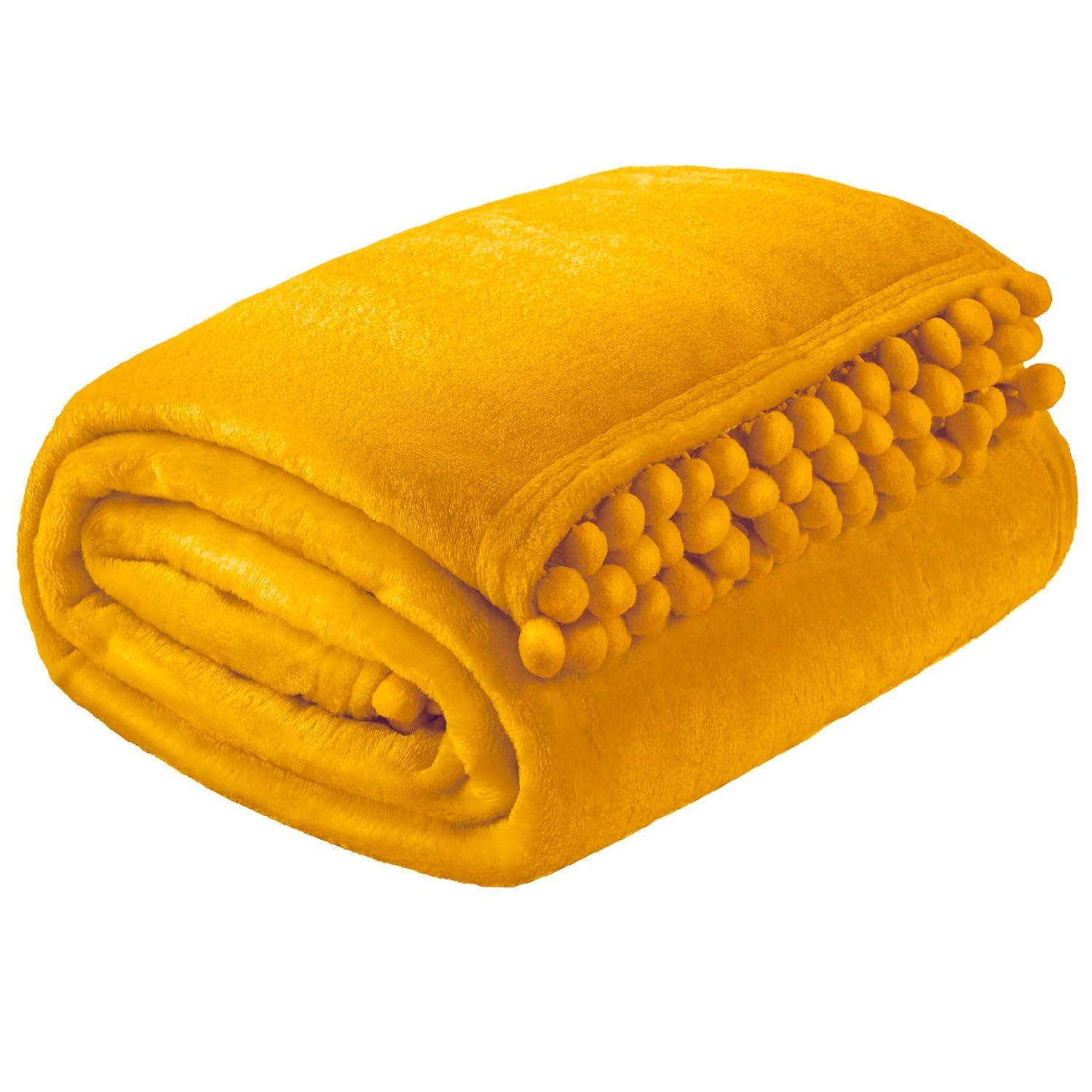 Pavilia Hand Woven Throw Blanket