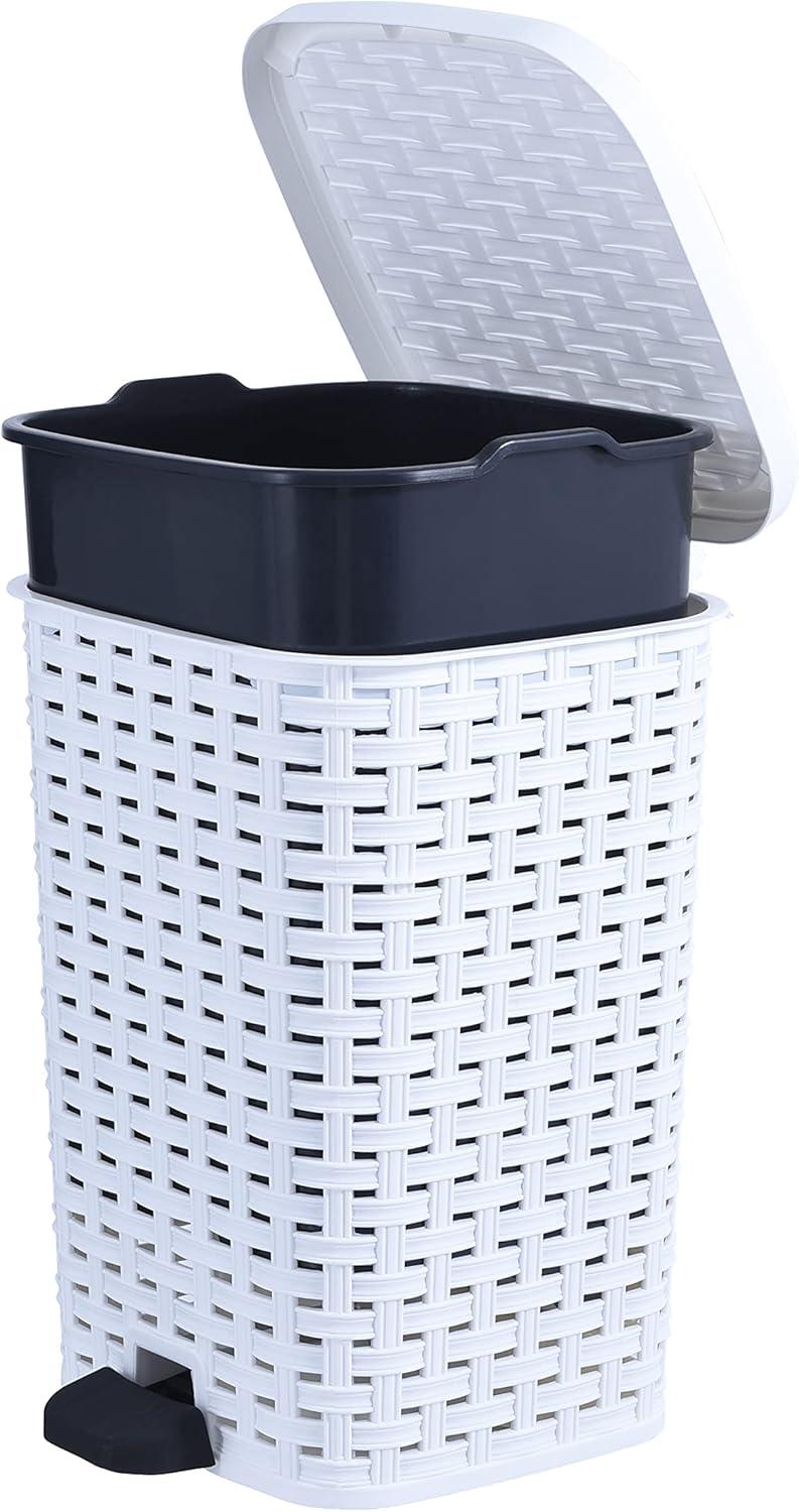 Wicker Rattan 1.6 Gallon Step On Trash Can