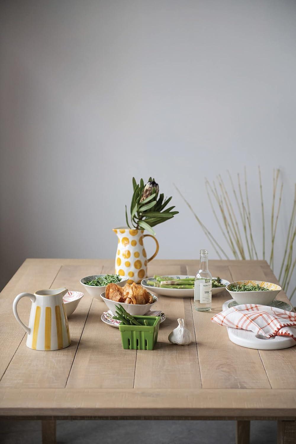 Creative Co-Op Creative Co-Op Acacia Wood Cutting Board