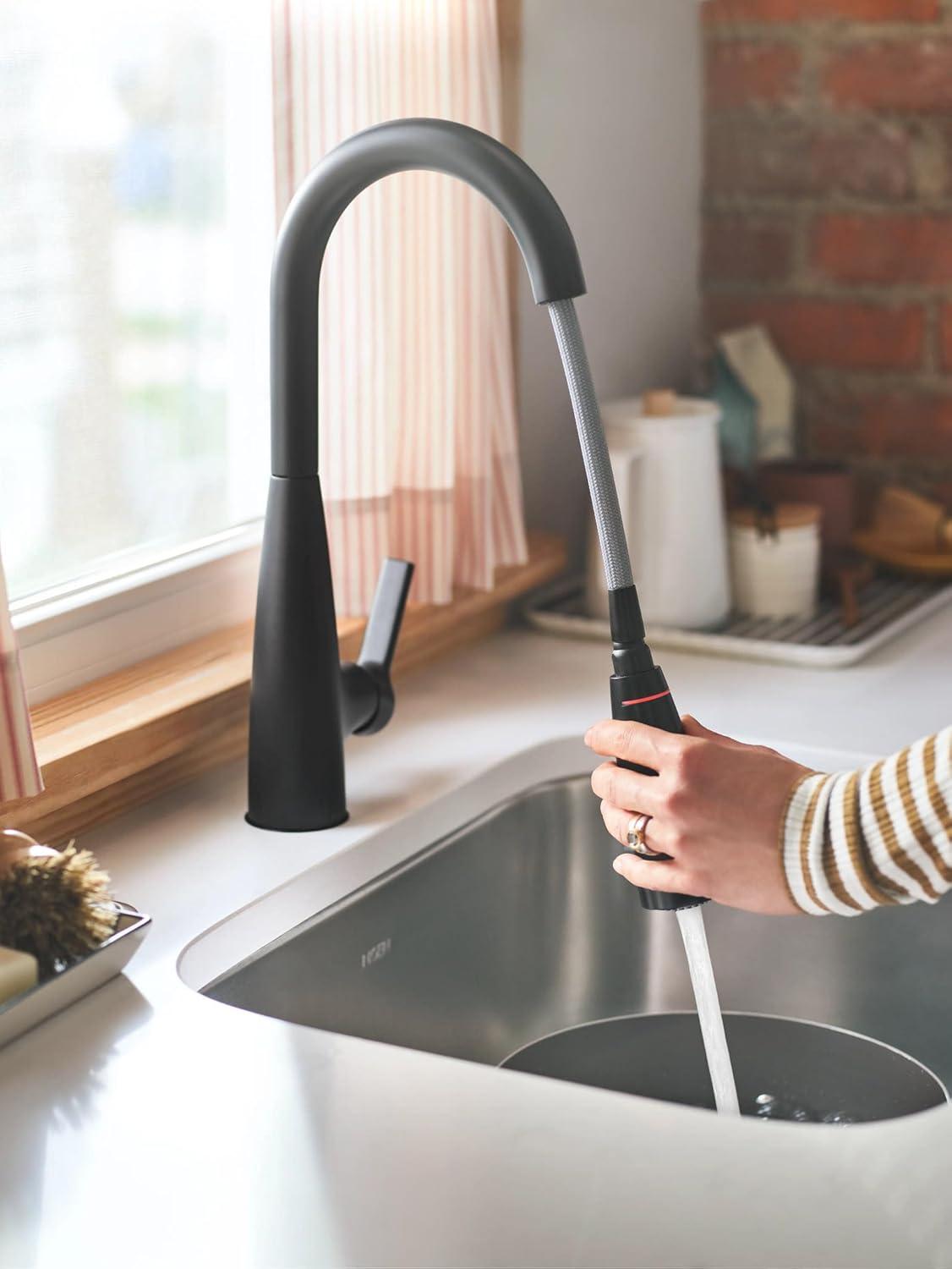 Haelyn Touchless Single-Handle Pulldown Sprayer Kitchen Faucet with MotionSense Wave and Power Clean