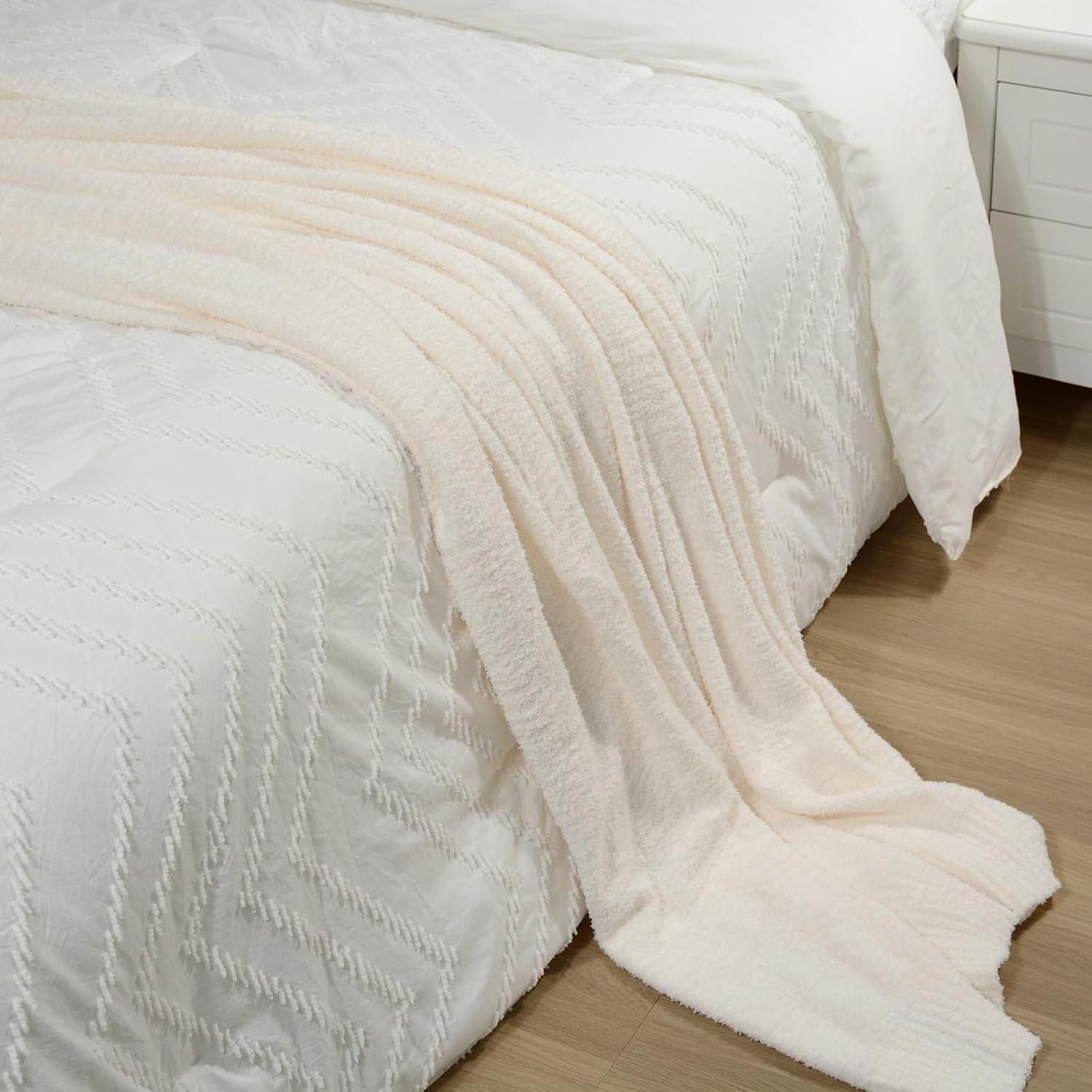 Cream Knitted Polyester Baby and Pet Throw Blanket