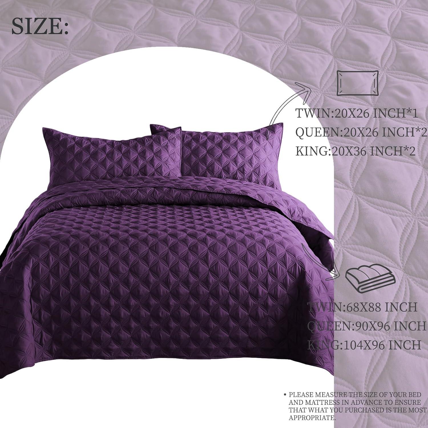 Exclusivo Mezcla Queen Quilt Bedding Set, Lightweight Soft Purple Queen Bedspreads Coverlets with Geometric Stitched Pattern