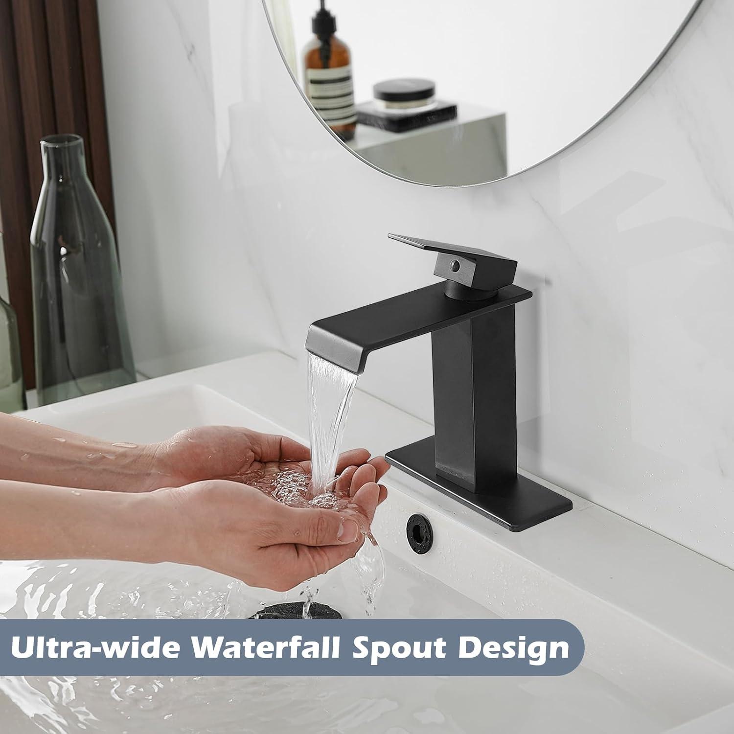 Single-Hole Single-handle Bathroom Faucet with Drain Assembly