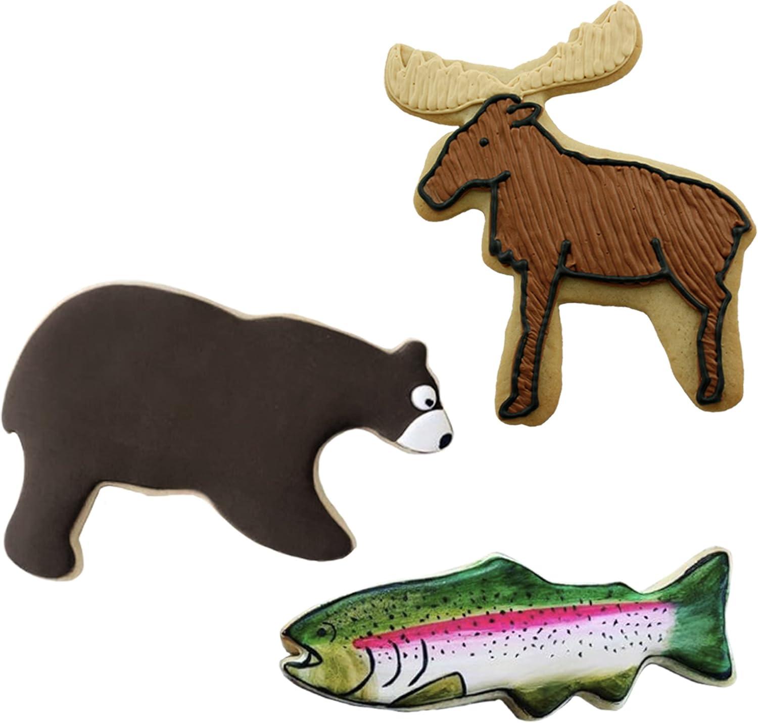 Mountain Wildlife Metal Cookie Cutter Set with Recipe Booklet