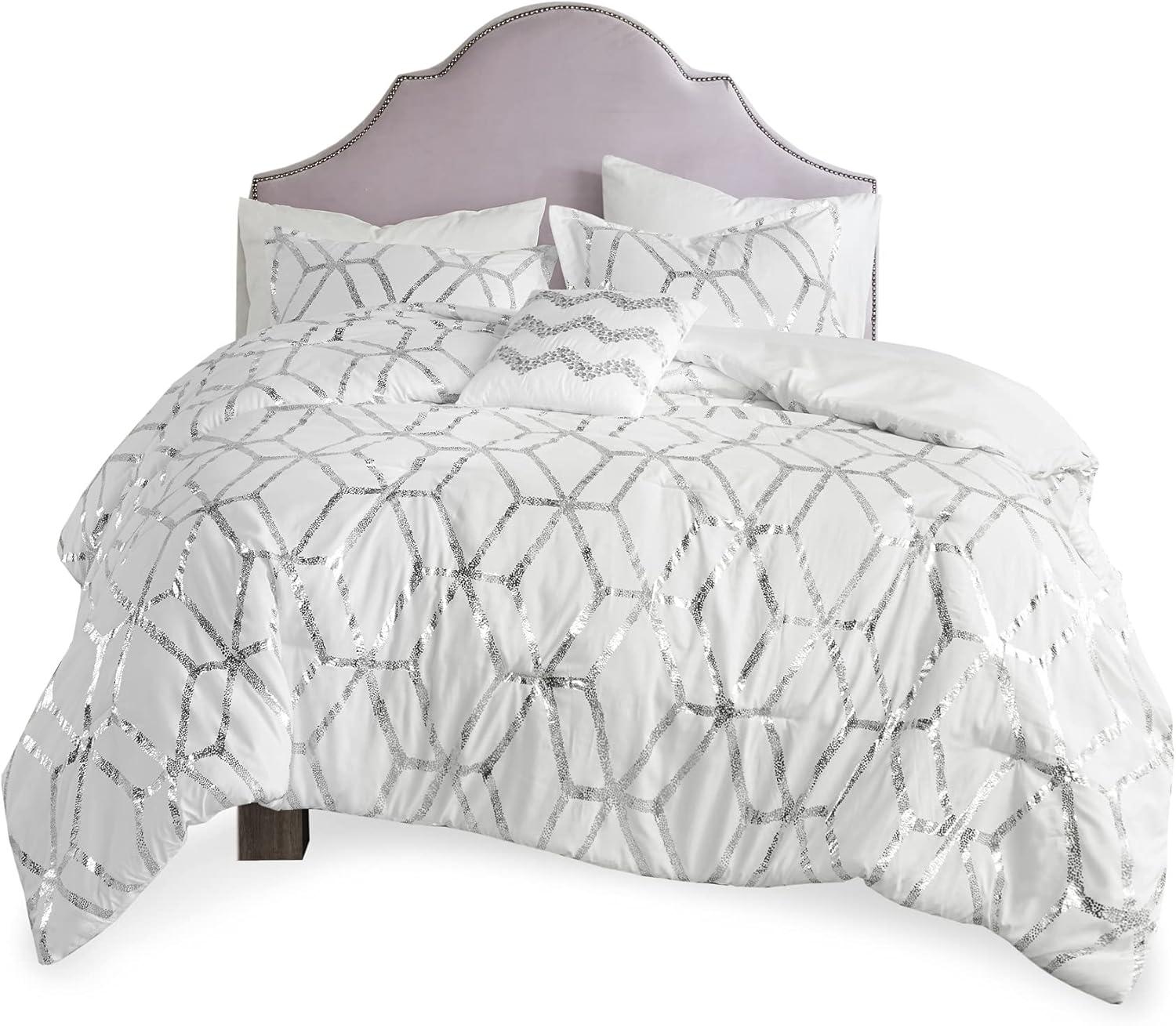 Comfort Spaces Twin/Twin XL Size Comforter Sets, 3-Piece Bedding Set for All Season, White and Silver Comforter Bed Set for College Dorm, Geometric Metallic