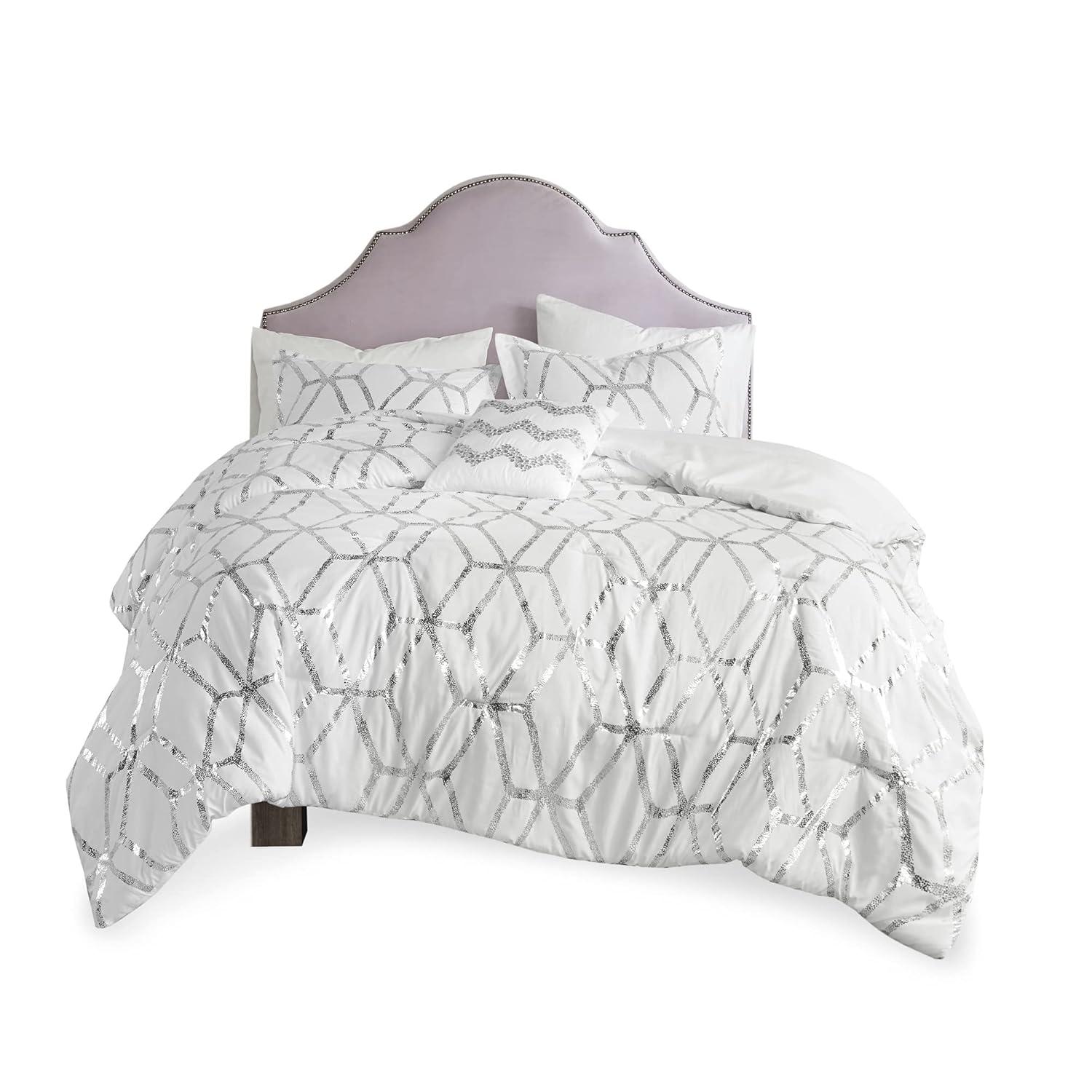 Comfort Spaces Twin/Twin XL Size Comforter Sets, 3-Piece Bedding Set for All Season, White and Silver Comforter Bed Set for College Dorm, Geometric Metallic