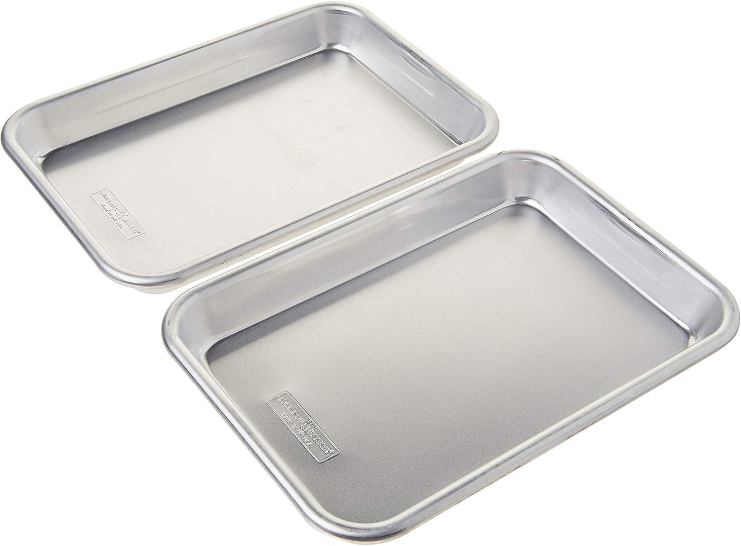 Nordic Ware Nordic Ware Burger Serving 2 Piece Tray Set