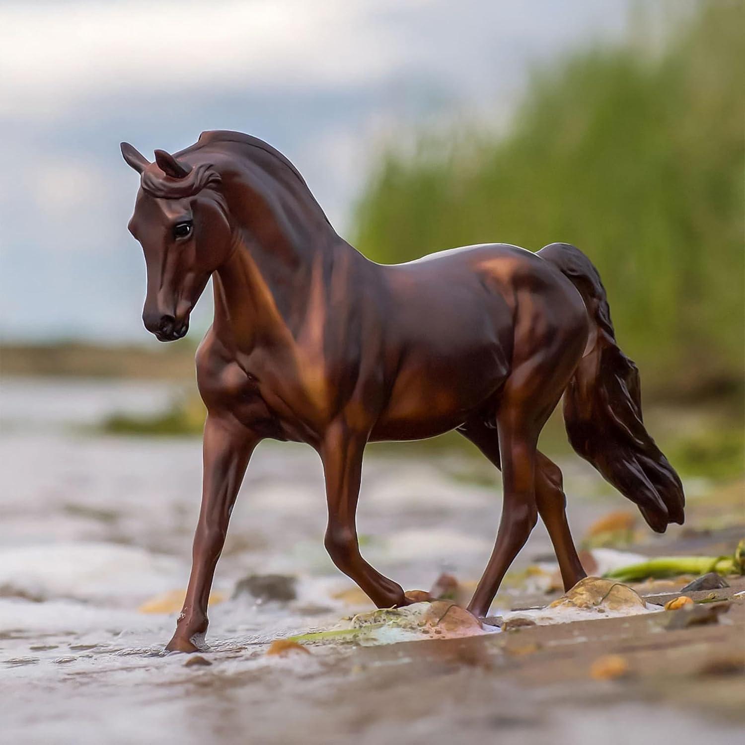 Breyer Animal Creations Breyer Traditional 1:9 Scale Model Horse | MorganQuest Native Sun