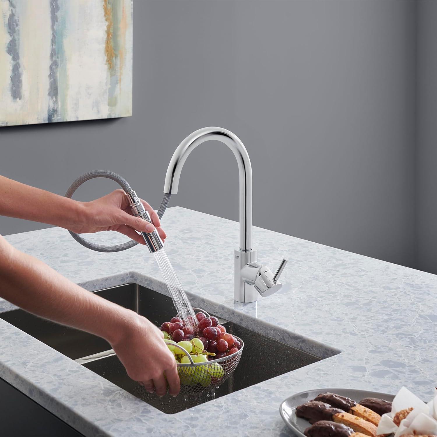 Concetto™ Single Handle Kitchen Faucet with Accessories 1.75 GPM