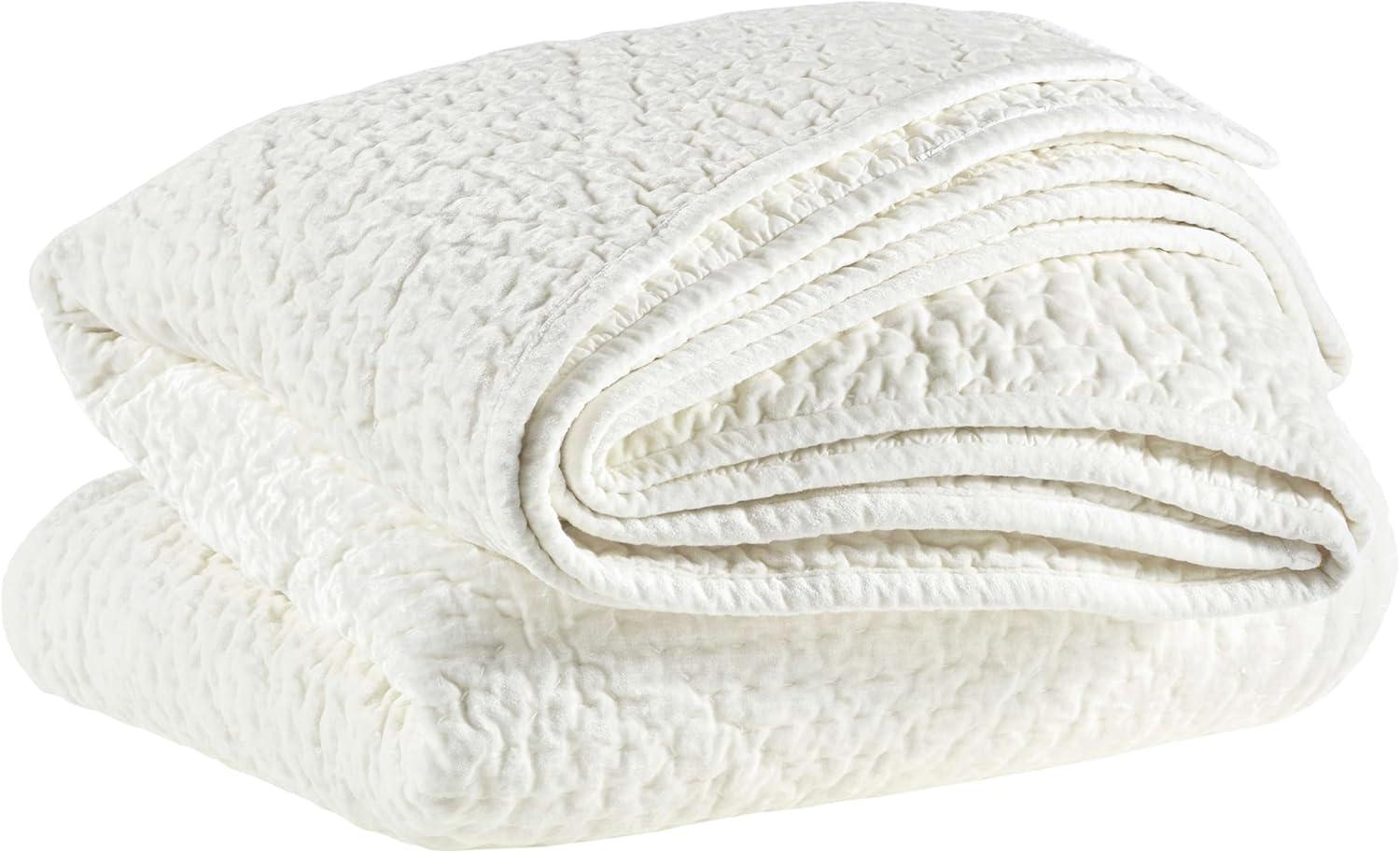 Parisienne Velvet Quilt