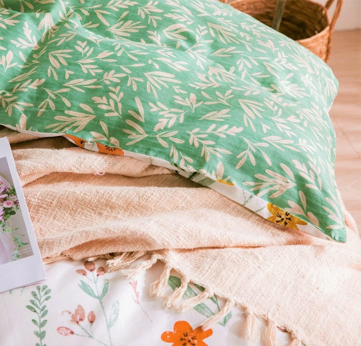Queen White and Green Floral Reversible Microfiber Comforter Set