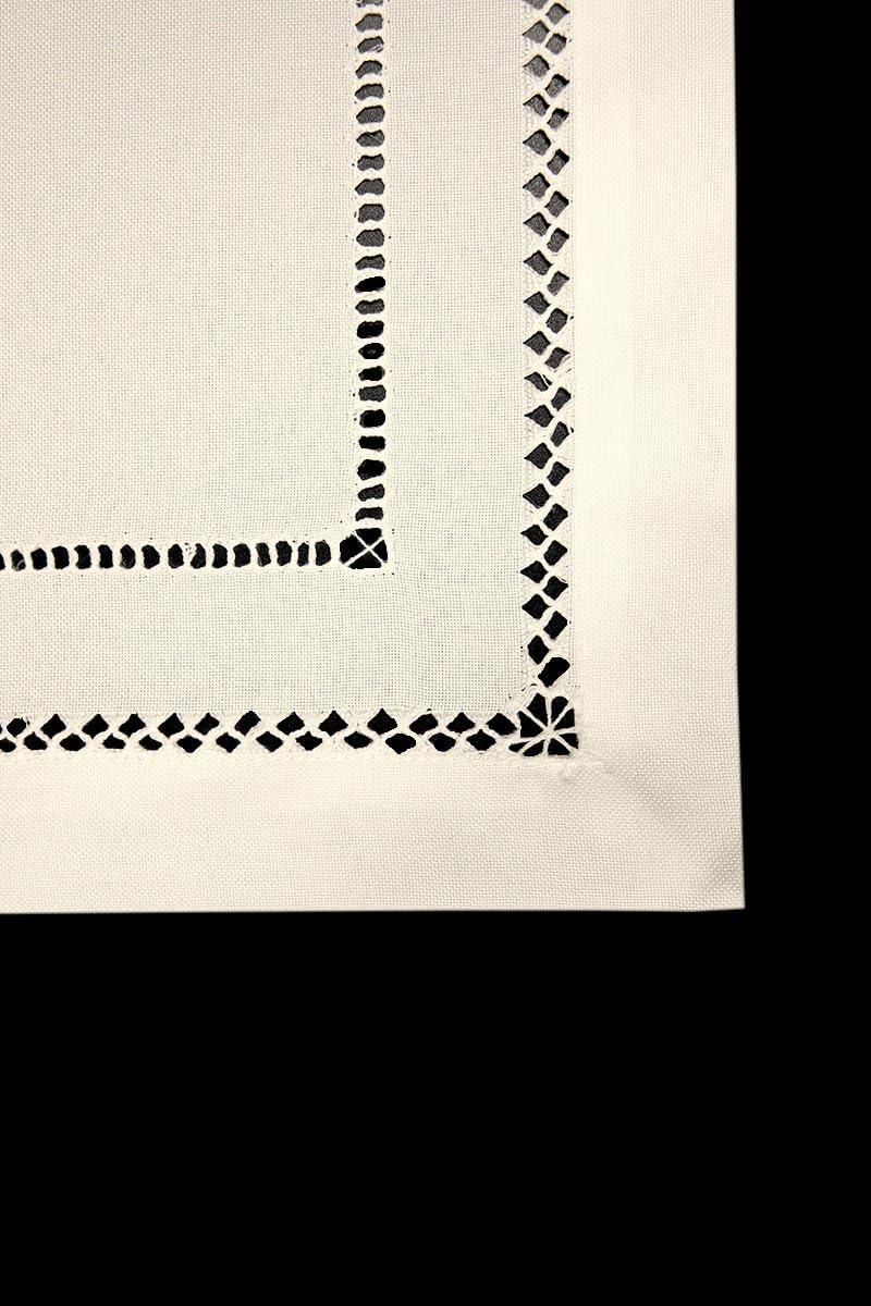 Three Posts™ Goudy Tablecloth