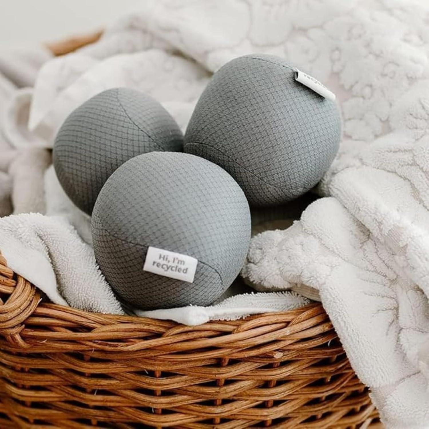 Full Circle Home Full Circle Loads of Fun Anti-Static Dryer, Set of 3 – Quiet, Scent-Free and Hypoallergenic Reusable Fabric Softener Laundry Balls – Non Toxic and Vegan, Gray 3 Count