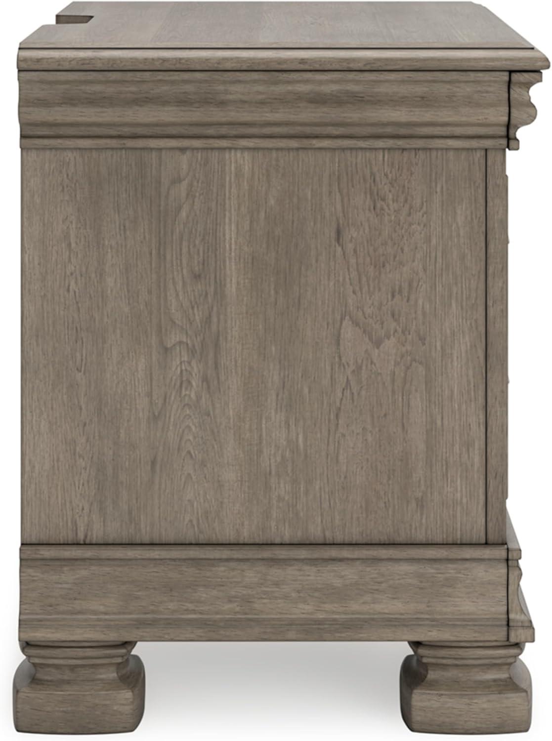 Lexorne 3 Drawer Nightstand in Gray