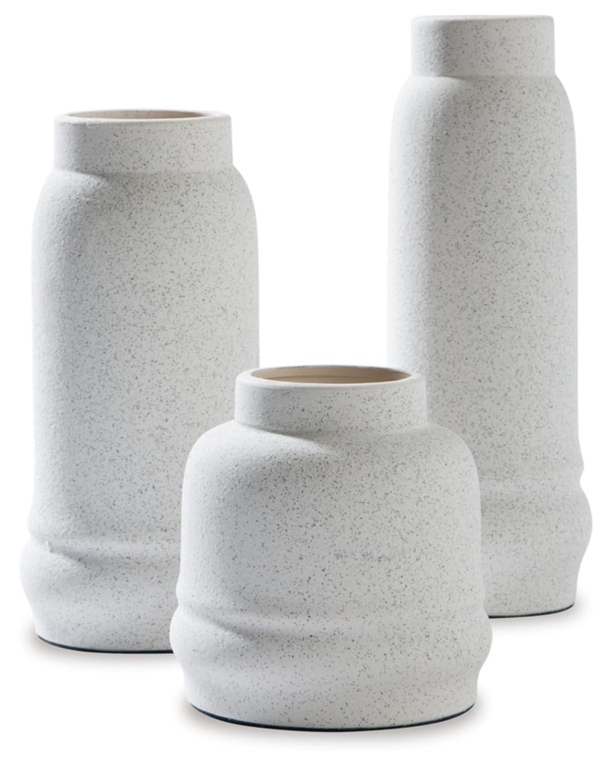 Red Barrel Studio® Lykan Table Vase
