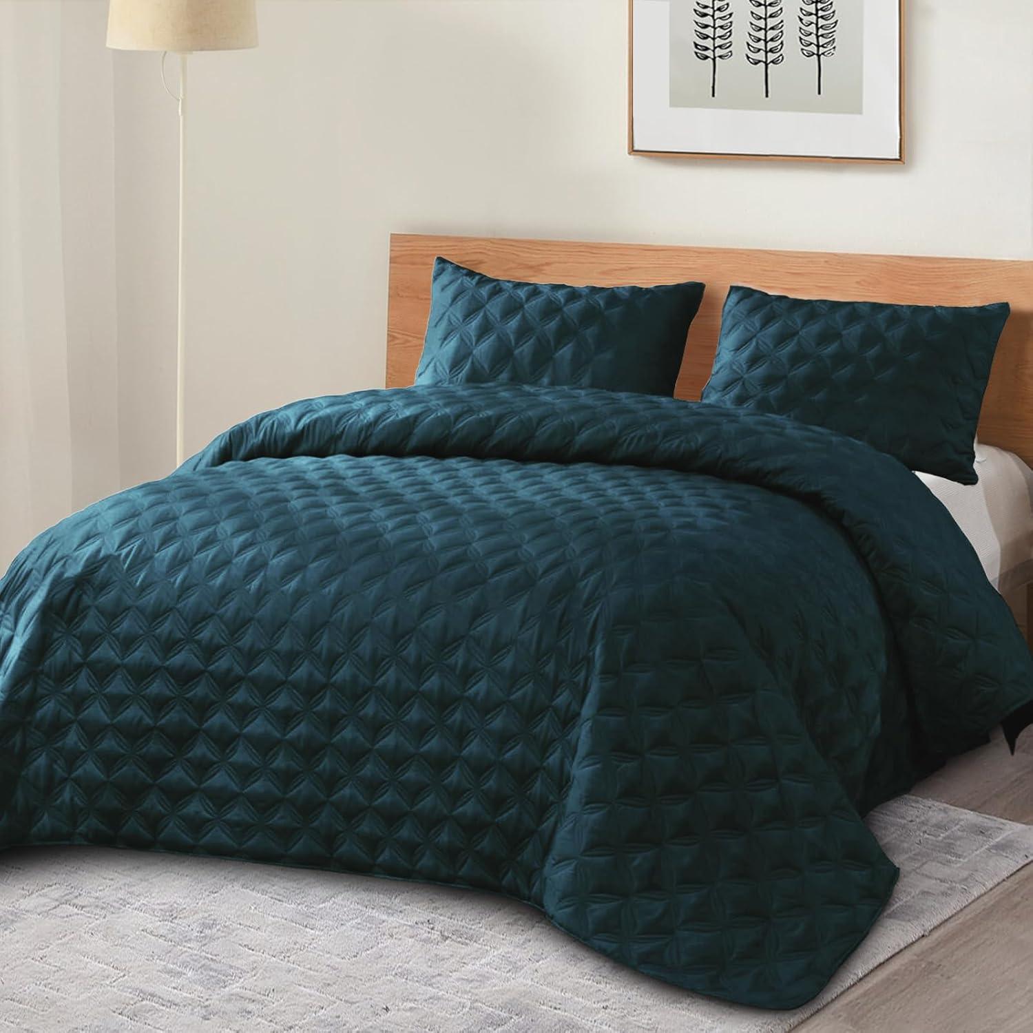 Exclusivo Mezcla Reversible Queen Quilt Set, 3-Piece Lightweight Quilts Soft Bedspreads Bed Coverlets, Navy Blue