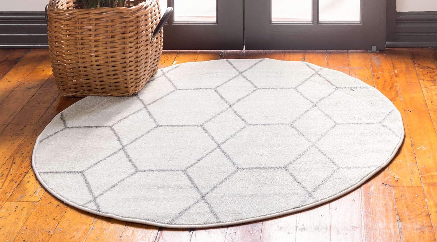 Unique Loom 4' 0 x 4' 0 Trellis Frieze Ivory Area Rug