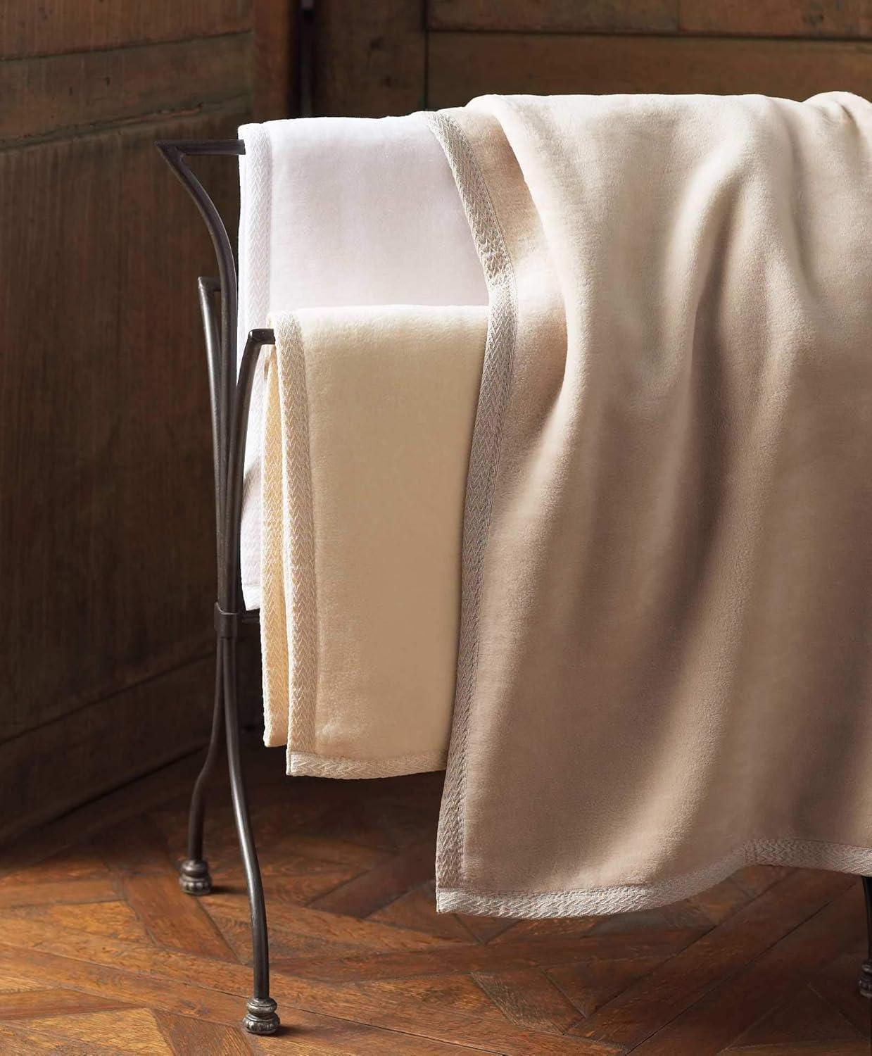 Luxury Flint Full/Queen Cotton Throw Blanket for All Seasons