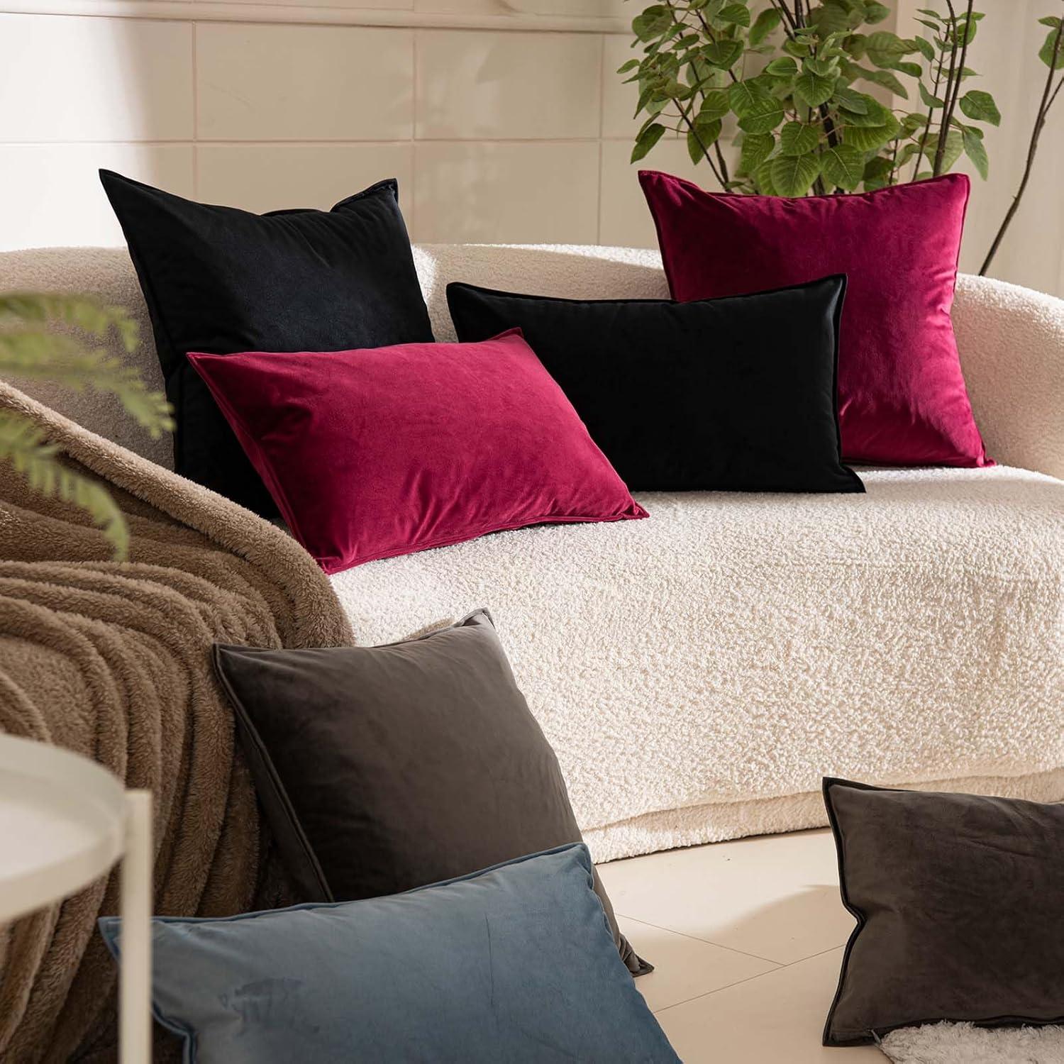 Beauty Acrylic Kody Throw Pillow (Set of 2)