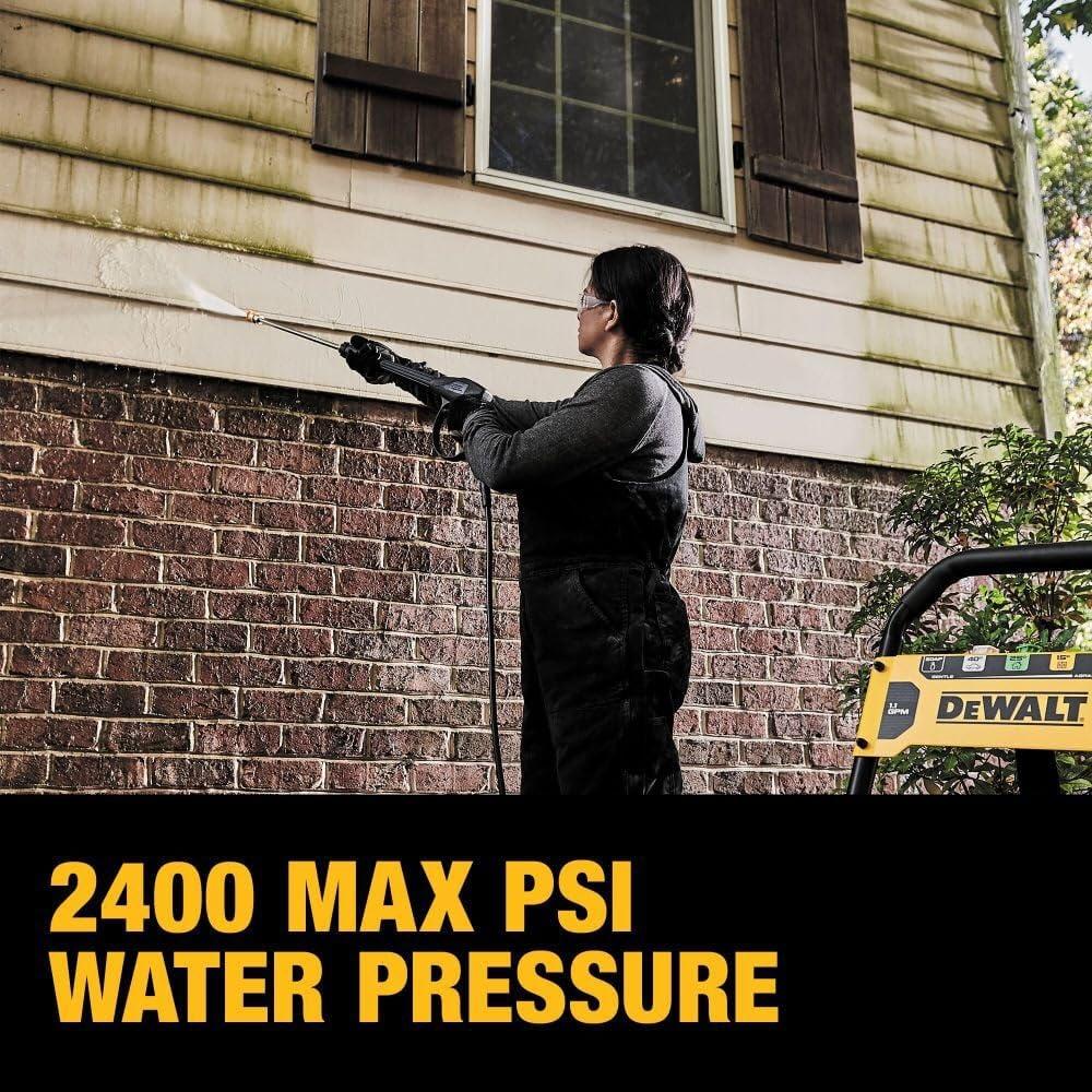 DEWALT AC Pressure Washer 2400 PSI at 120V Electric Cold, Quick Connect Tips
