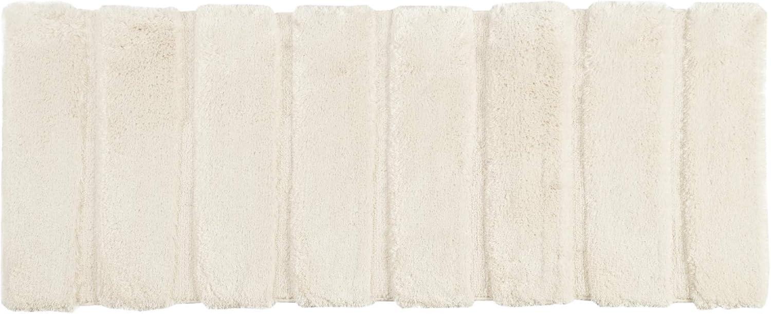 Chanchal Tufted Pearl Channel Bath Rug