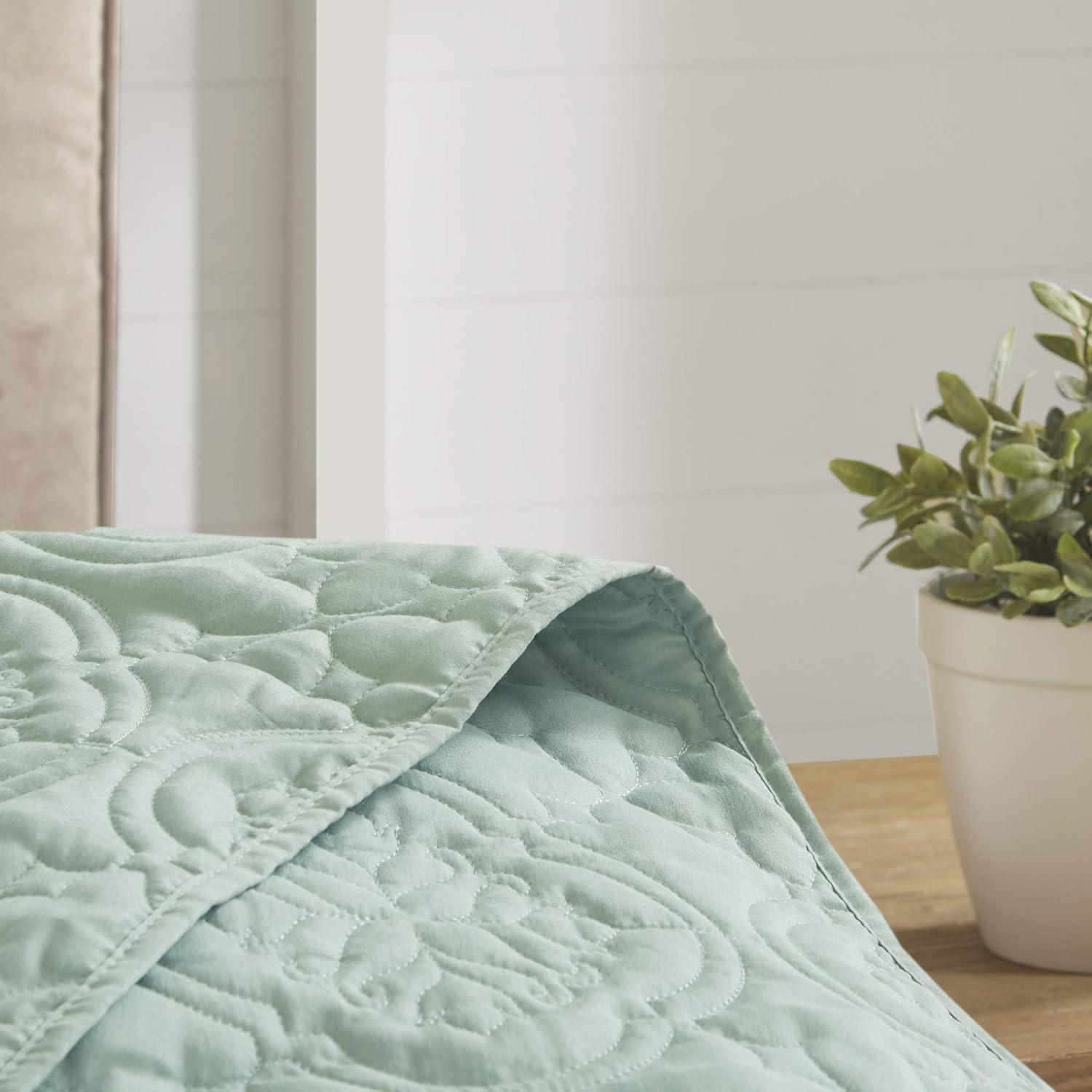 Seafoam Microfiber Reversible Full Bedspread Set