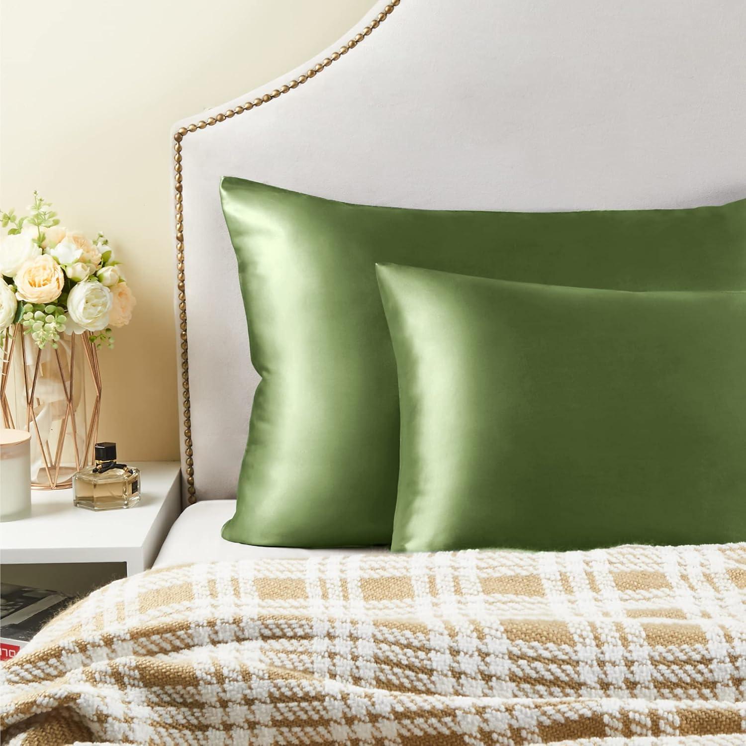 Matoen 2 Pack Satin Standard Pillowcases for Hair and Skin, Luxurious and Silky Pillow Cases with Envelope Closure, 20x30 inches