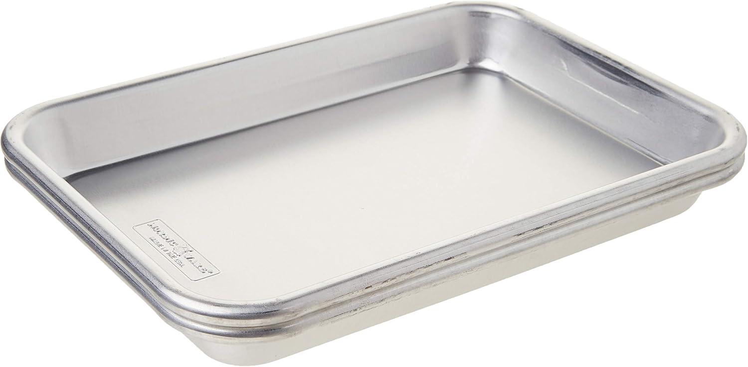 Nordic Ware Nordic Ware Burger Serving 2 Piece Tray Set
