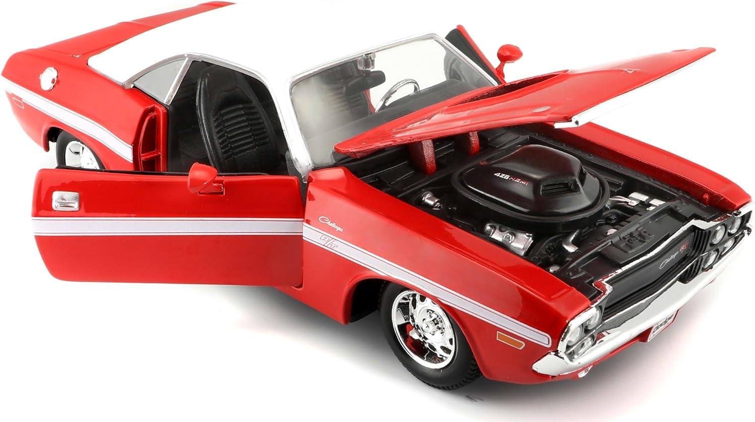 Red and White 1:24 Diecast 1970 Dodge Challenger Model Car