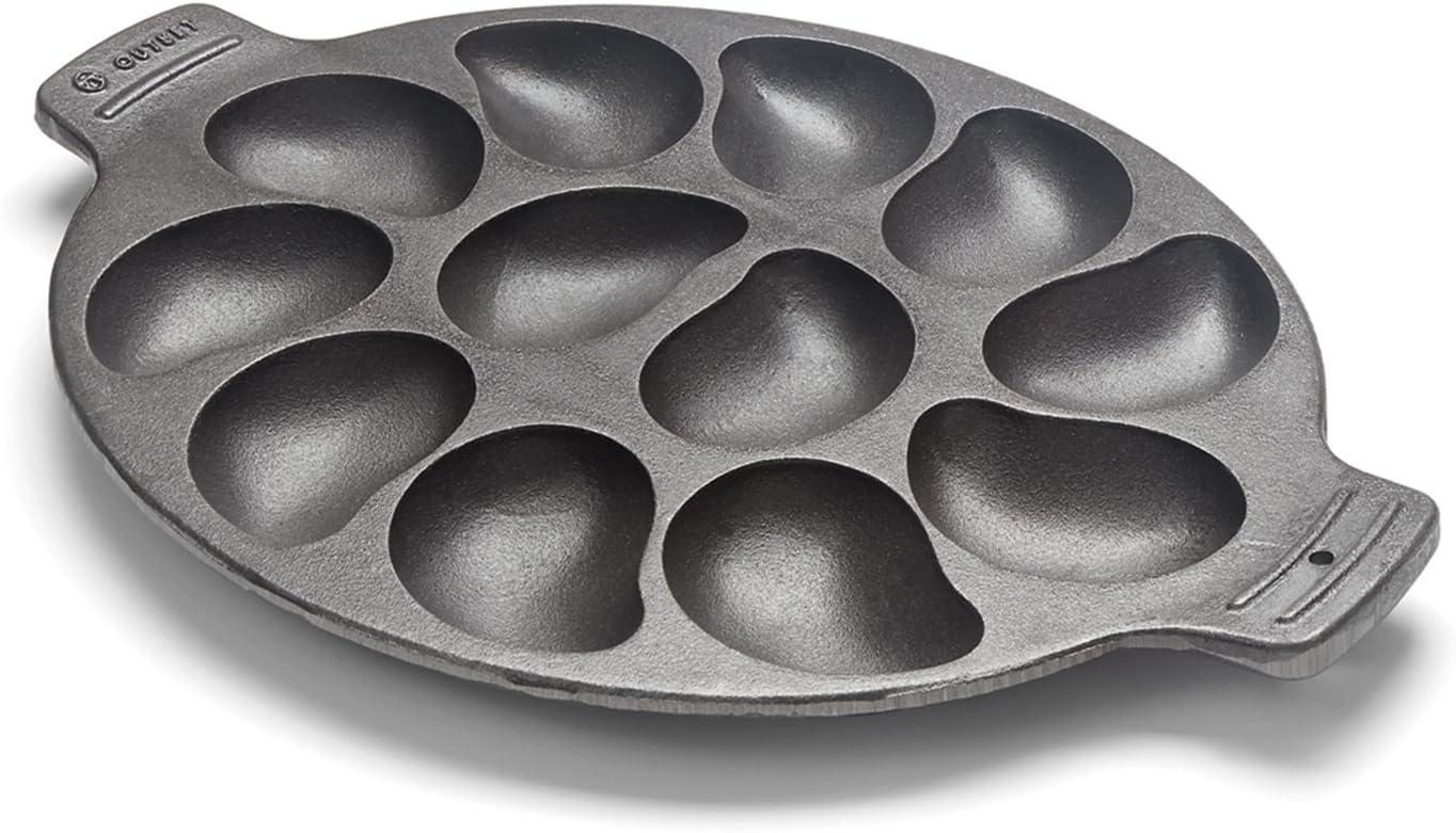 Black Cast Iron 12-Cavity Oyster Grill Pan