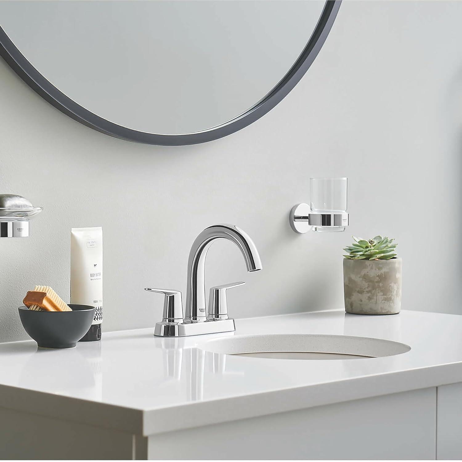 Veletto 2-Handle 4” Centerset Bathroom Faucet