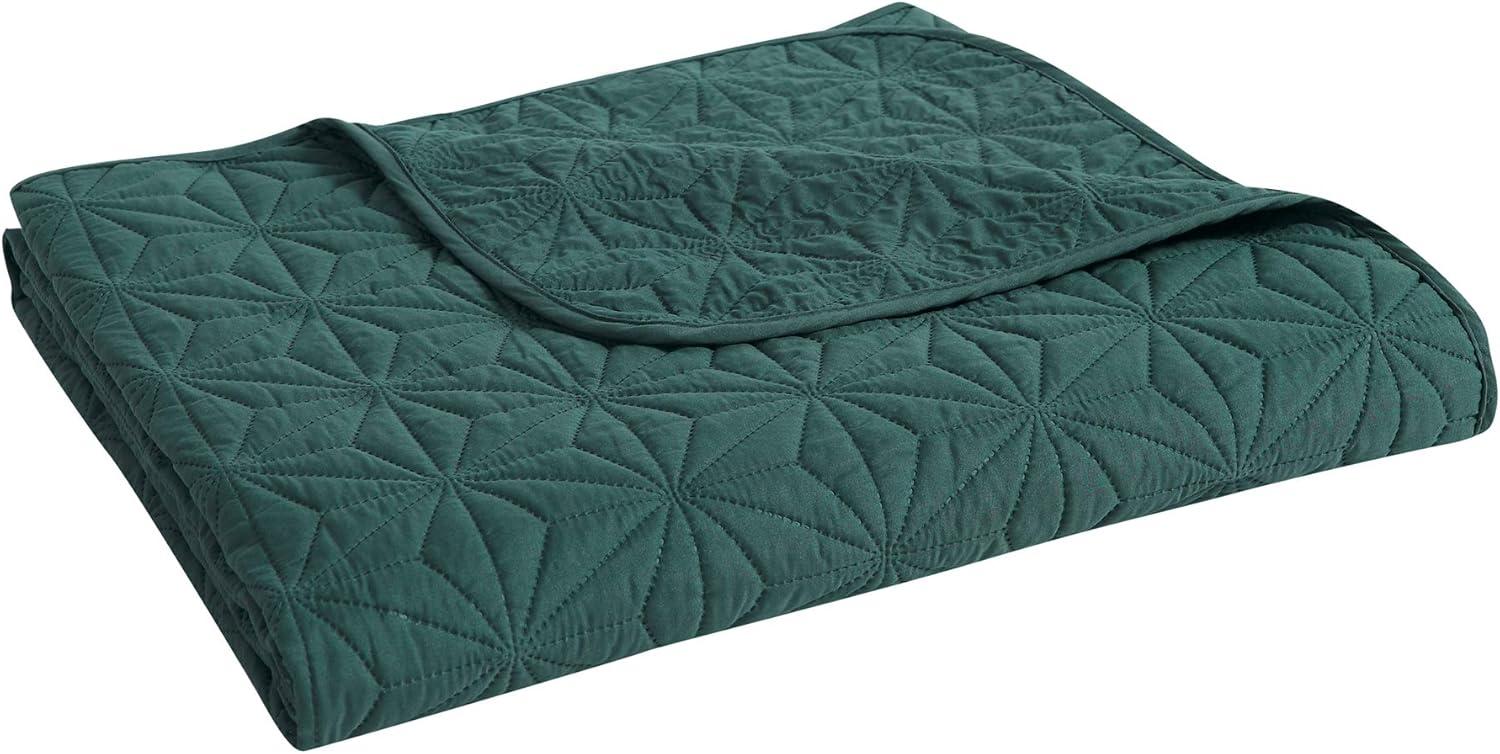 3pc Kaleidoscope Embossed Geometric Quilt Set - VCNY