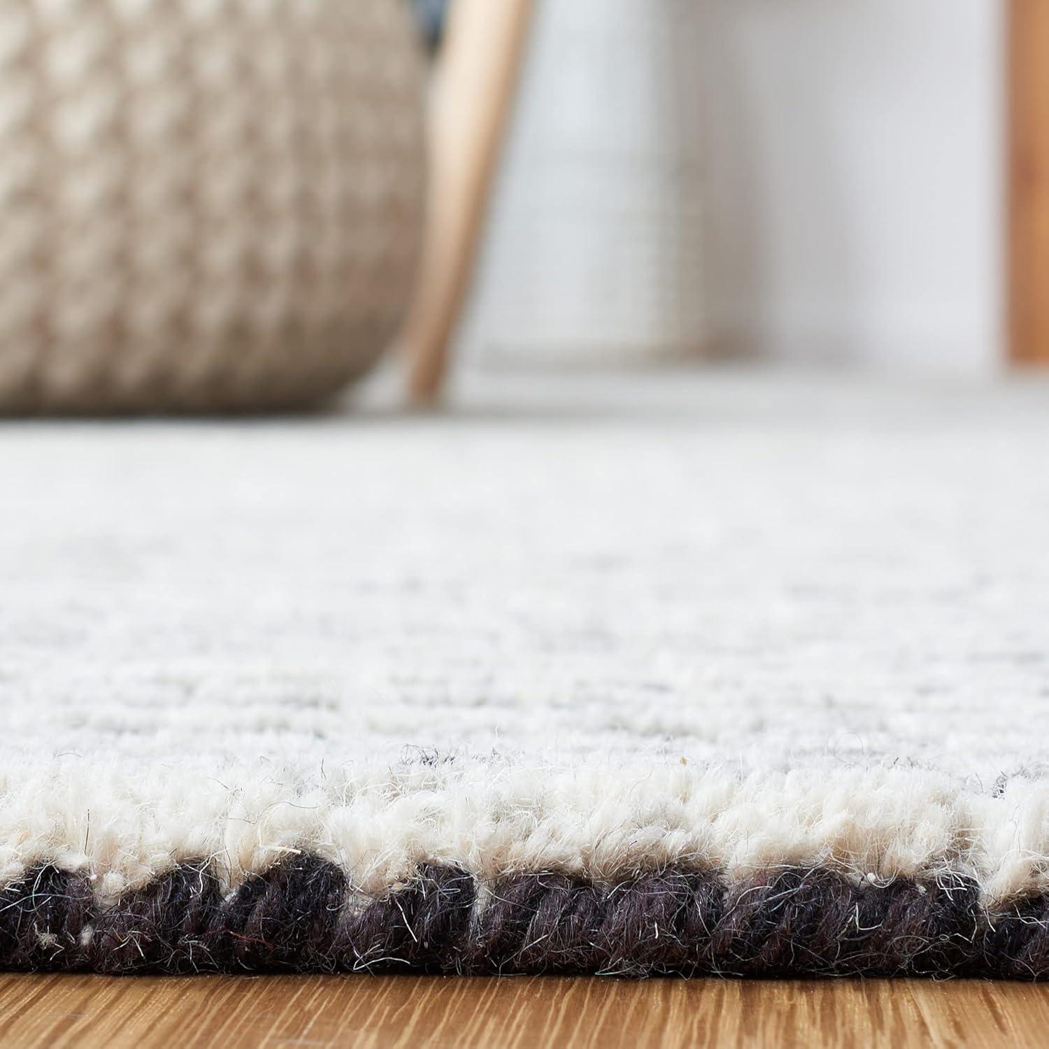 SAFAVIEH Area Rug 8x10 - Abstract Collection - Large - Black & Ivory, Handmade Wool, Ideal for Living Room, Bedroom, Office, Dining Space (ABT853Z)