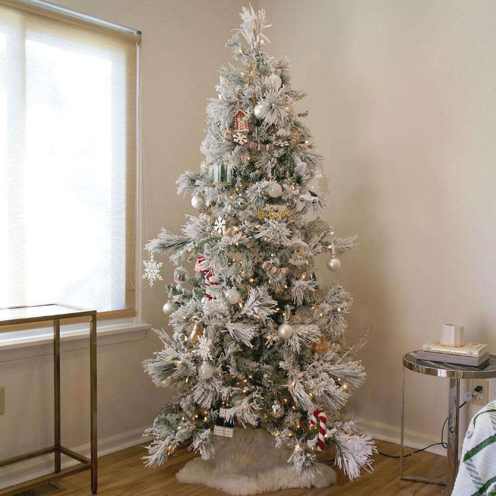 Fraser Hill Farm Fraser Hill Farm Snowy Pine Flocked Artificial Christmas Tree