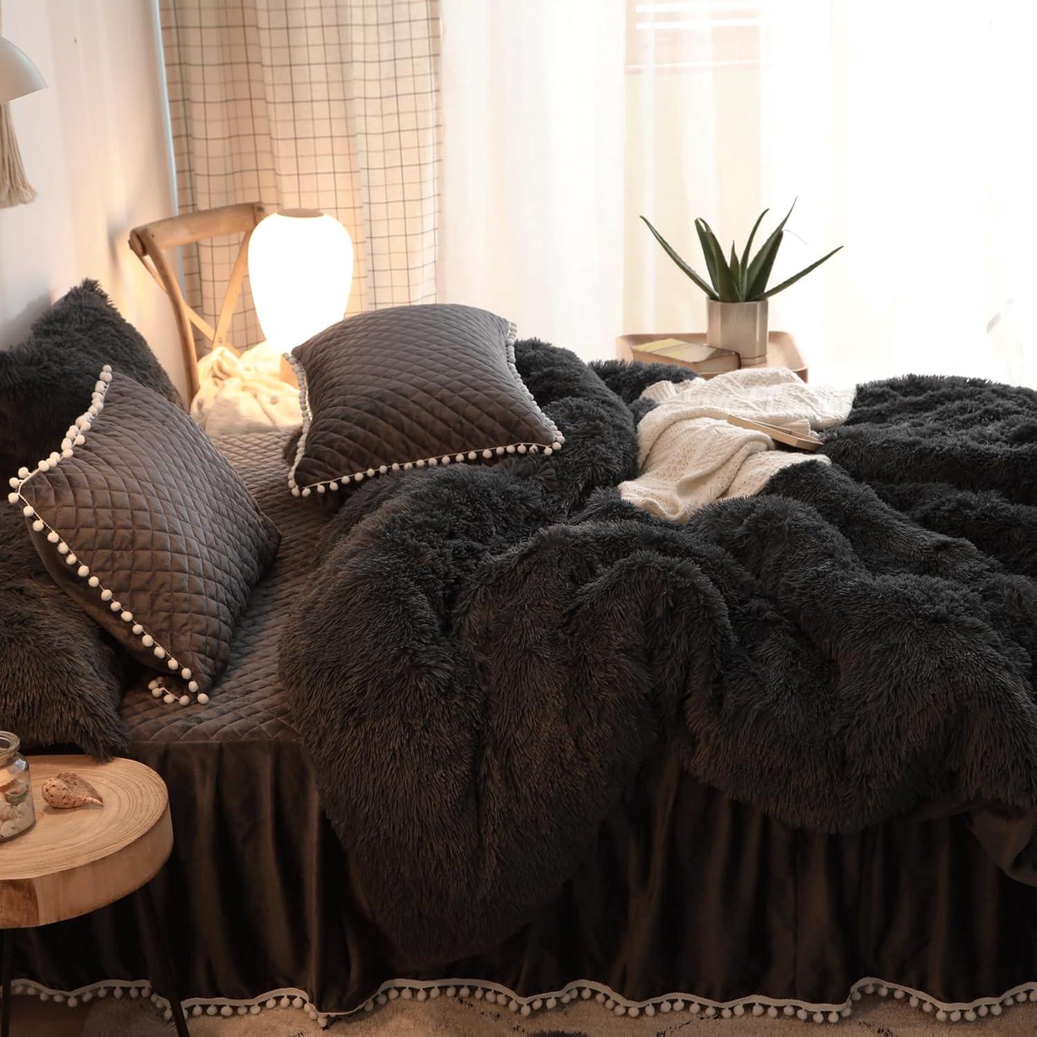 Plush Black Comforter Cover Queen Set, Soft Faux Fur Fluffy Black Bedding Queen Set 3 Pieces (1 Fuzzy Duvet Cover + 2 Furry Pillow Cases) Shaggy Bed Set, Zipper Closure