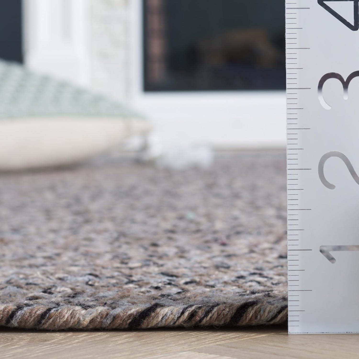 Braided BRD256 Hand Woven Indoor Accent Rug - Ivory/Steel Grey - 3' Round - Safavieh