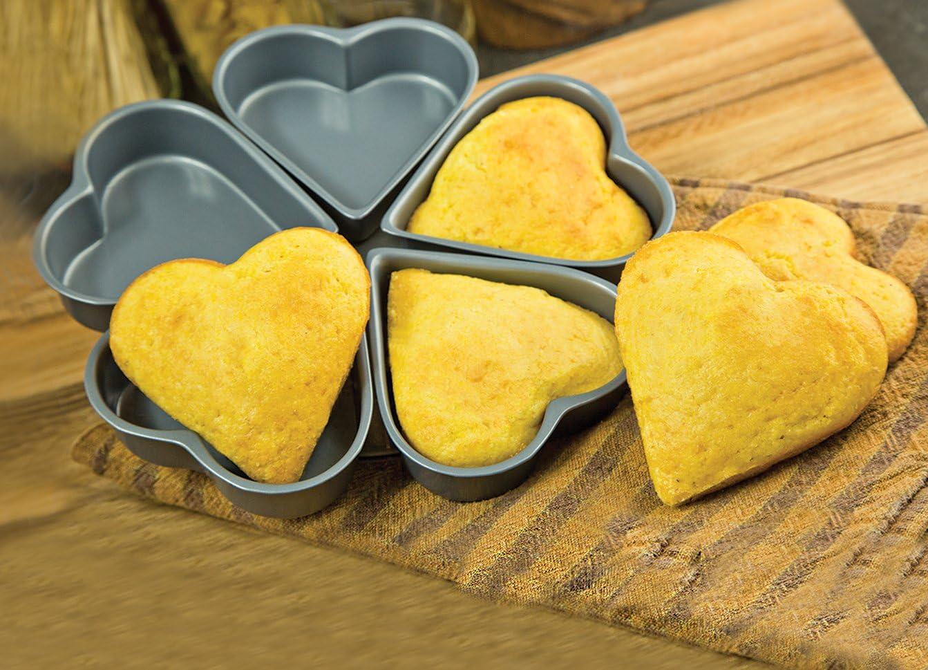 Fox Run Linked Heart Cake Pan, 4-Inch, Preferred Non-Stick