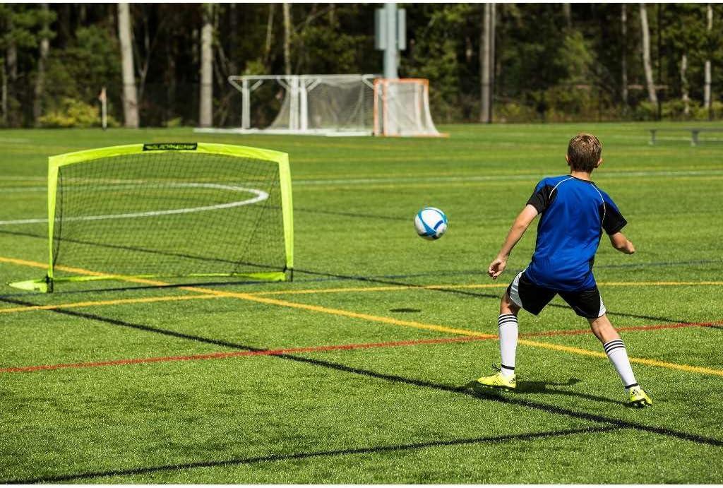 Franklin Sports Blackhawk Soccer Goal - Pop Up Backyard Soccer Nets - Foldable Indoor + Outdoor Soccer Goals - Portable Adult + Kids Soccer Goal - 4' x 3' Mini Soccer Net - Optic Yellow
