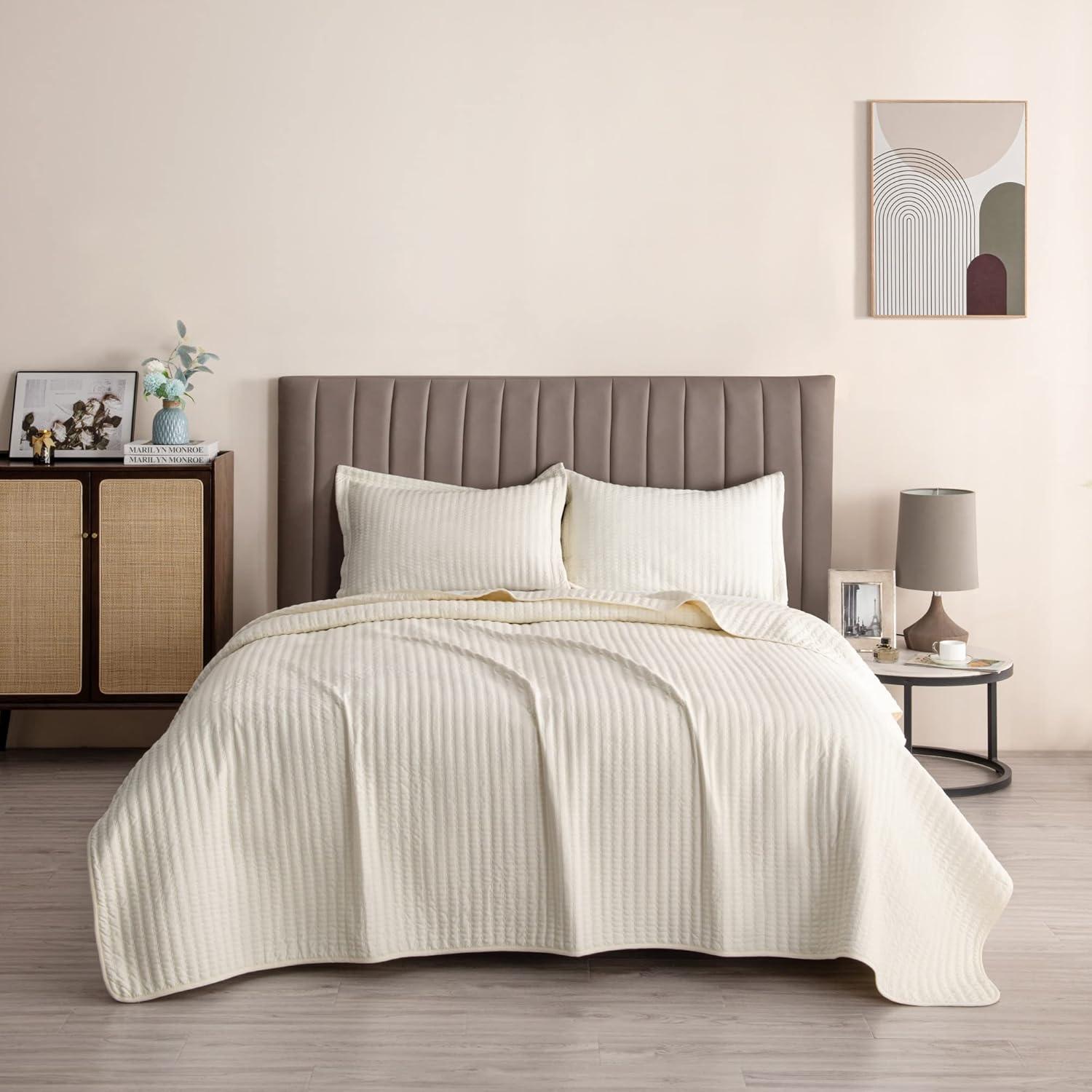 FreshFolds Modern & Contemporary Stripe Stitched Quilt Set with Shams